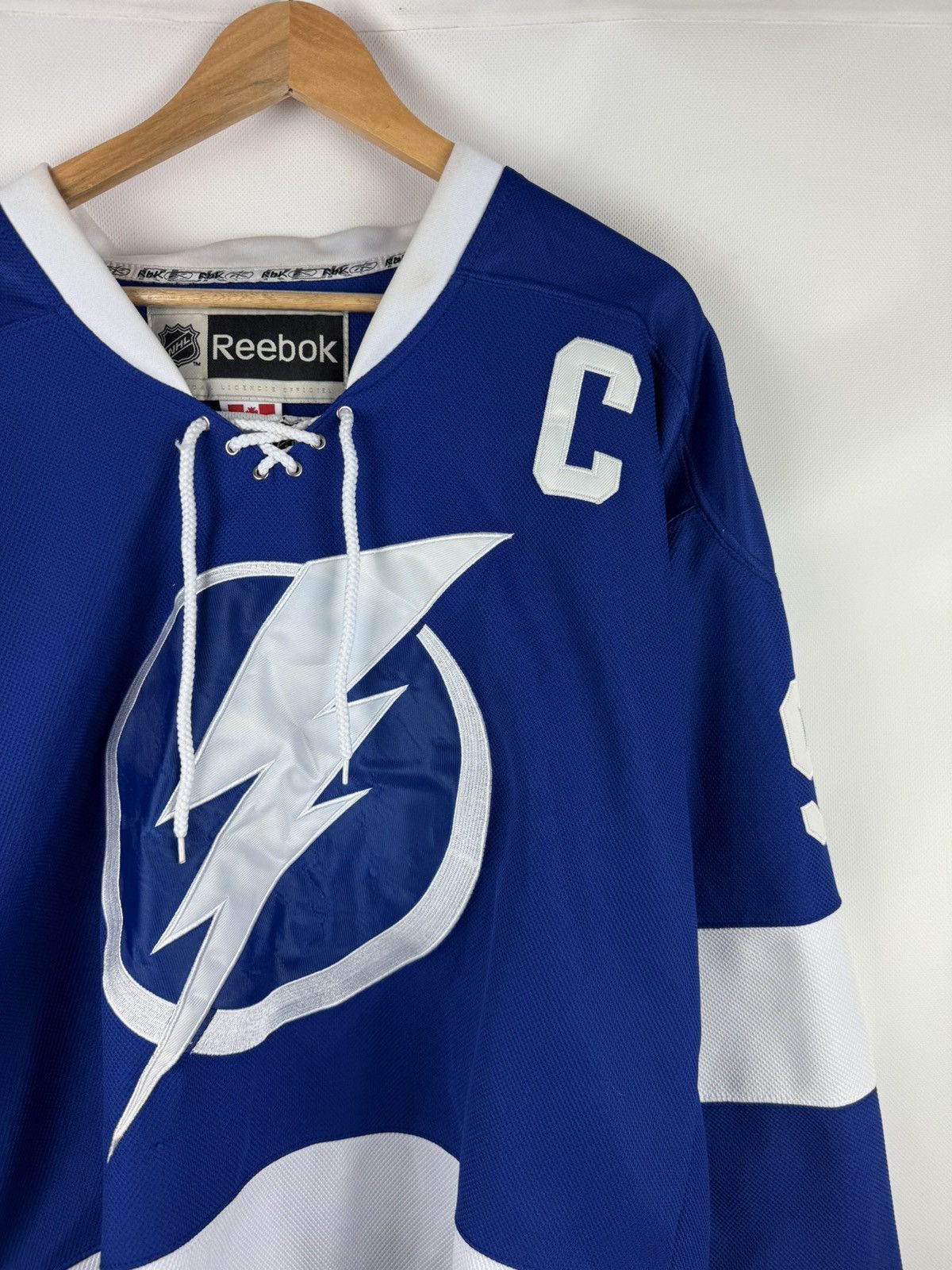Reebok Reebok Tampa Bay Lightning #91 Stamkos NHL Hockey Jersey Size US M / EU 48-50 / 2 - 6 Thumbnail