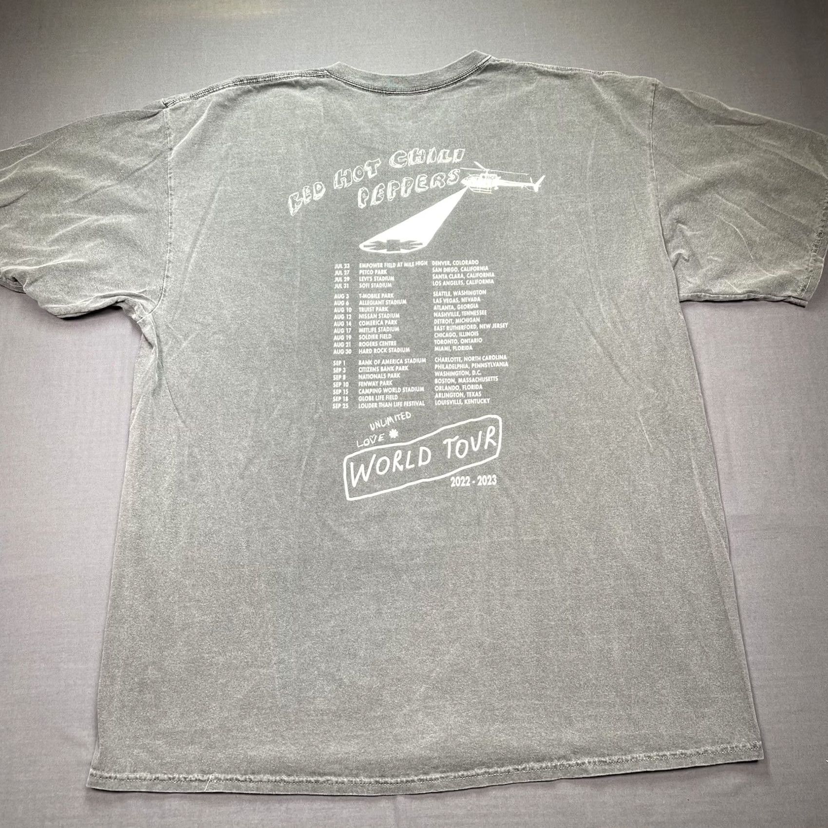 Vintage Red Hot Chili Peppers Shirt Mens XL Gray Unlimited Love Tour 2022 Oversized Size US XL / EU 56 / 4 - 5 Thumbnail