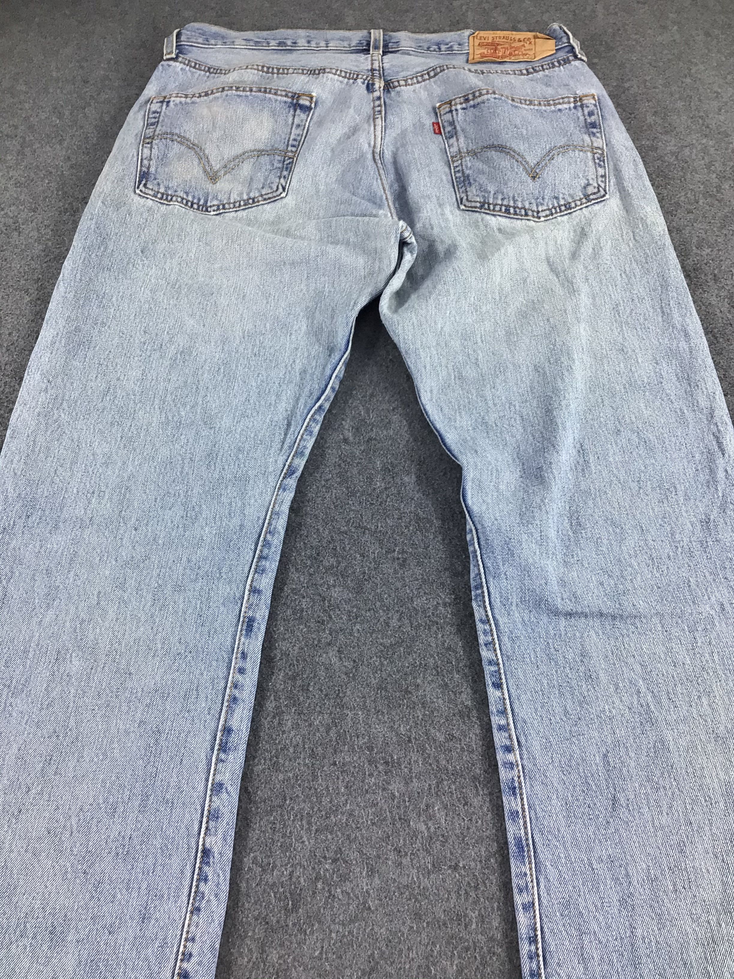 Levi's Vintage Levis 501 Jeans Levi's Faded Blue Denim -J418 Size US 35 - 4 Thumbnail