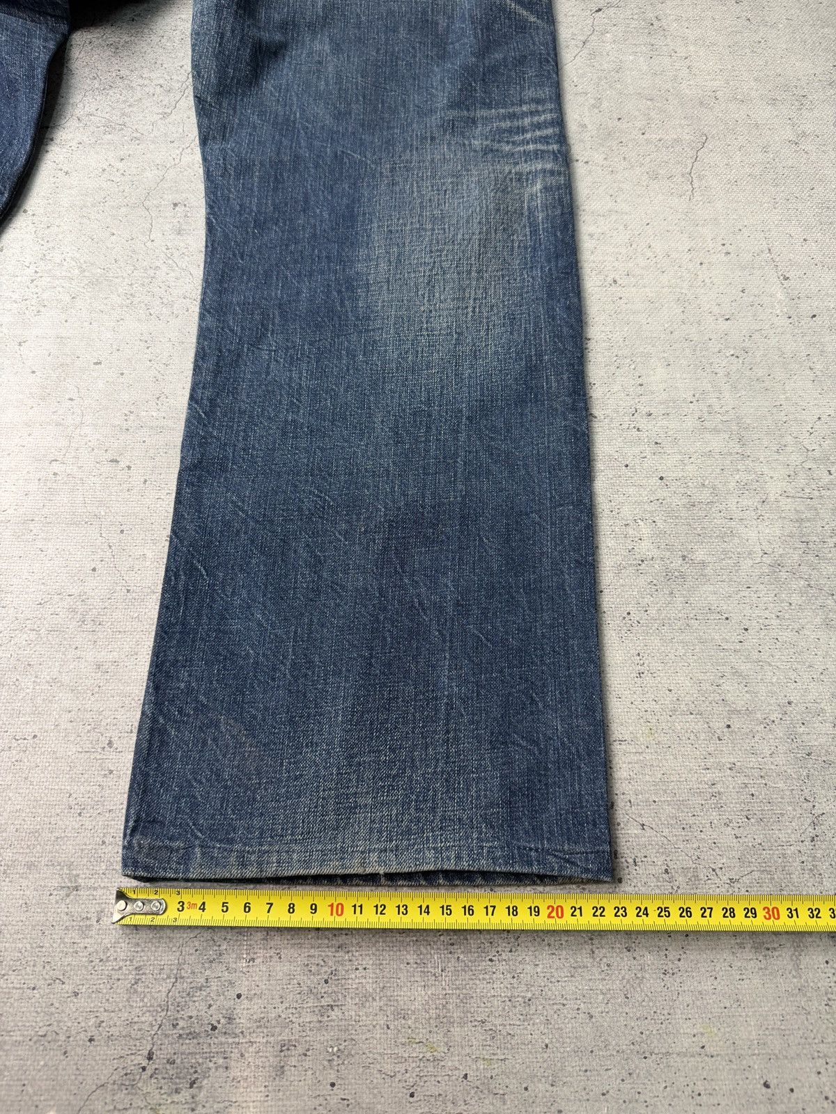 Levi's 🔥Y2K VINTAGE LEVIS 501 DISTRESSED RIPPED DENIM JEANS 00s🔥 Size US 34 / EU 50 - 11 Thumbnail