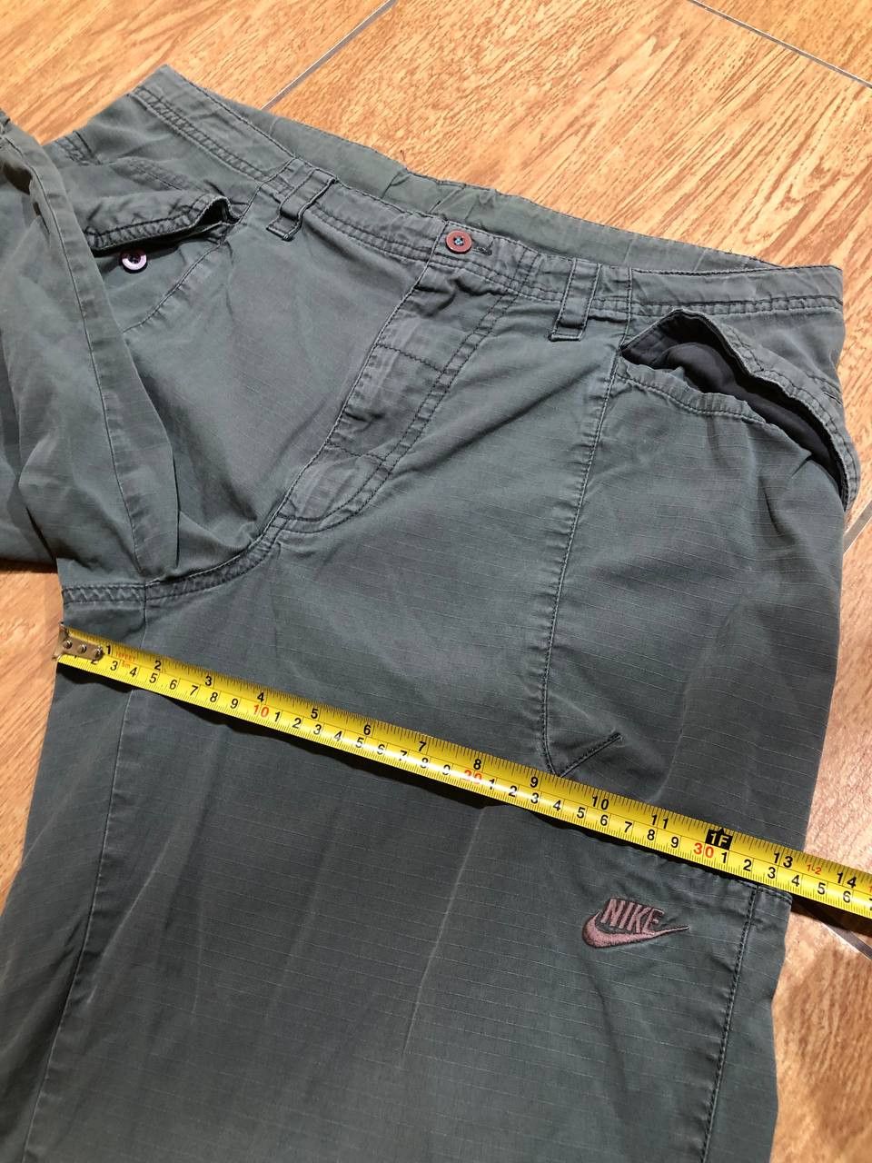 Nike Vintage Nike Shorts distressed Cargo Green Khaki Y2K Size US 34 / EU 50 - 10 Thumbnail