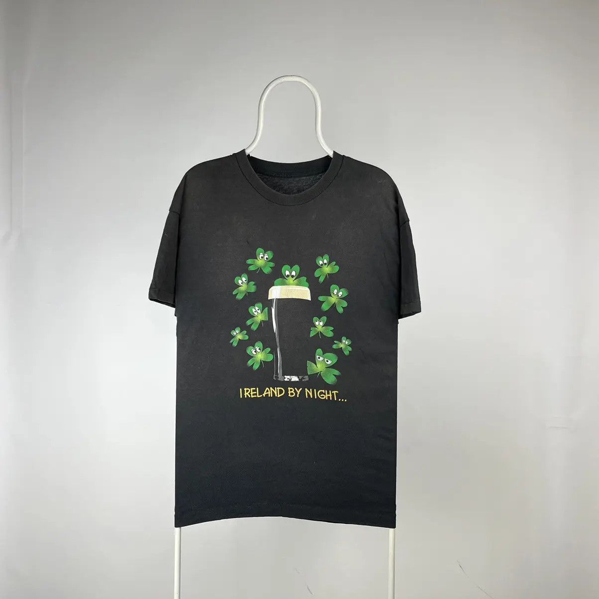 Band Tees Vintage ireland by night beer T-shirt band tee size XLarge Size US XL / EU 56 / 4 - 1 Thumbnail