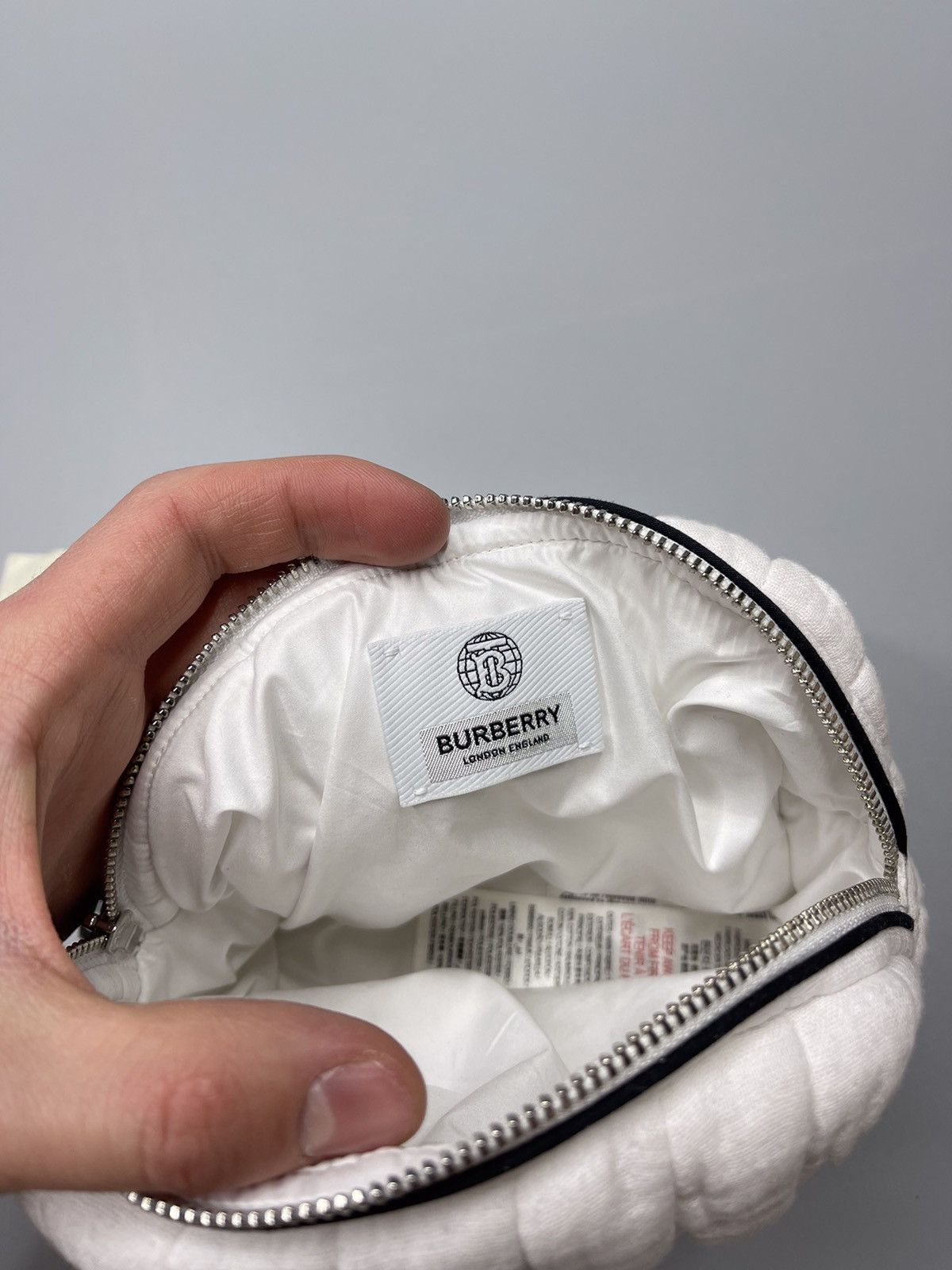 Burberry Burberry Mini Bag Cosmetic Bag Size ONE SIZE - 4 Thumbnail