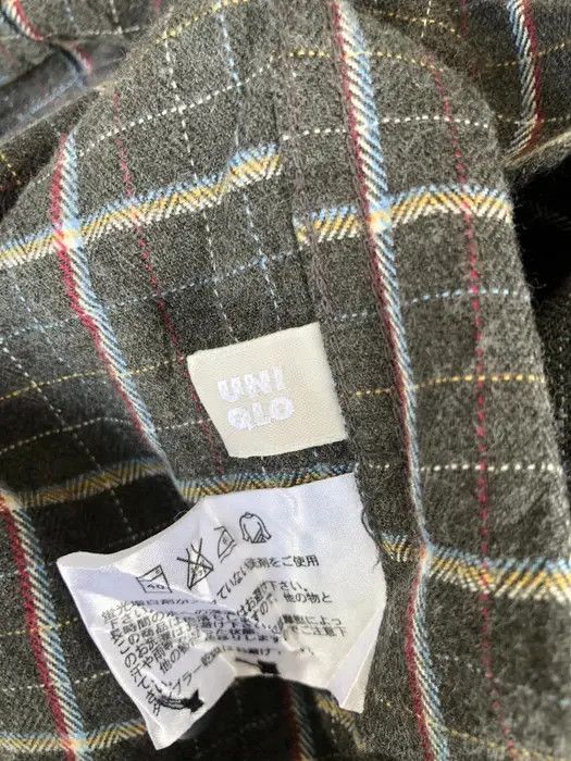 Flannel × Japanese Brand Japanese Brand Uniqlo Plaid Tartan Flannel Shirt 👕 Size US XL / EU 56 / 4 - 3 Thumbnail