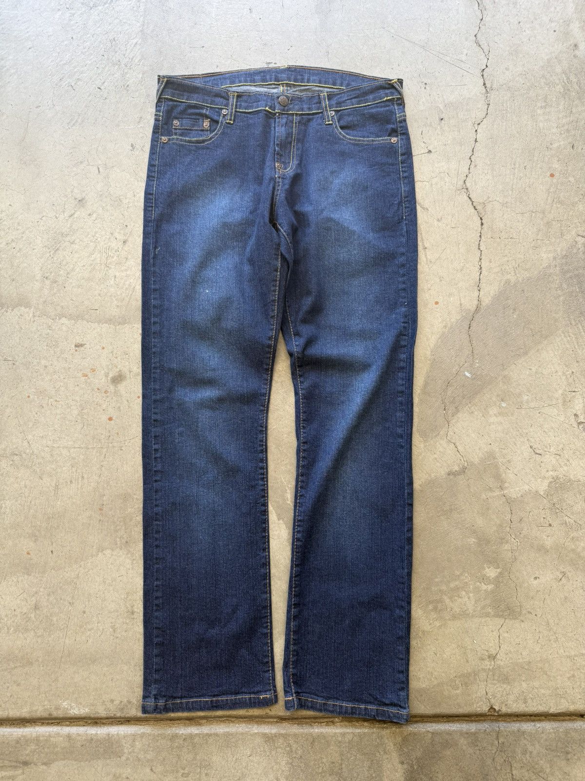 Evisu Women’s Evisu vintage denim jeans size 6 us y2k 00s Size 28" / US 6 / IT 42 - 2 Thumbnail