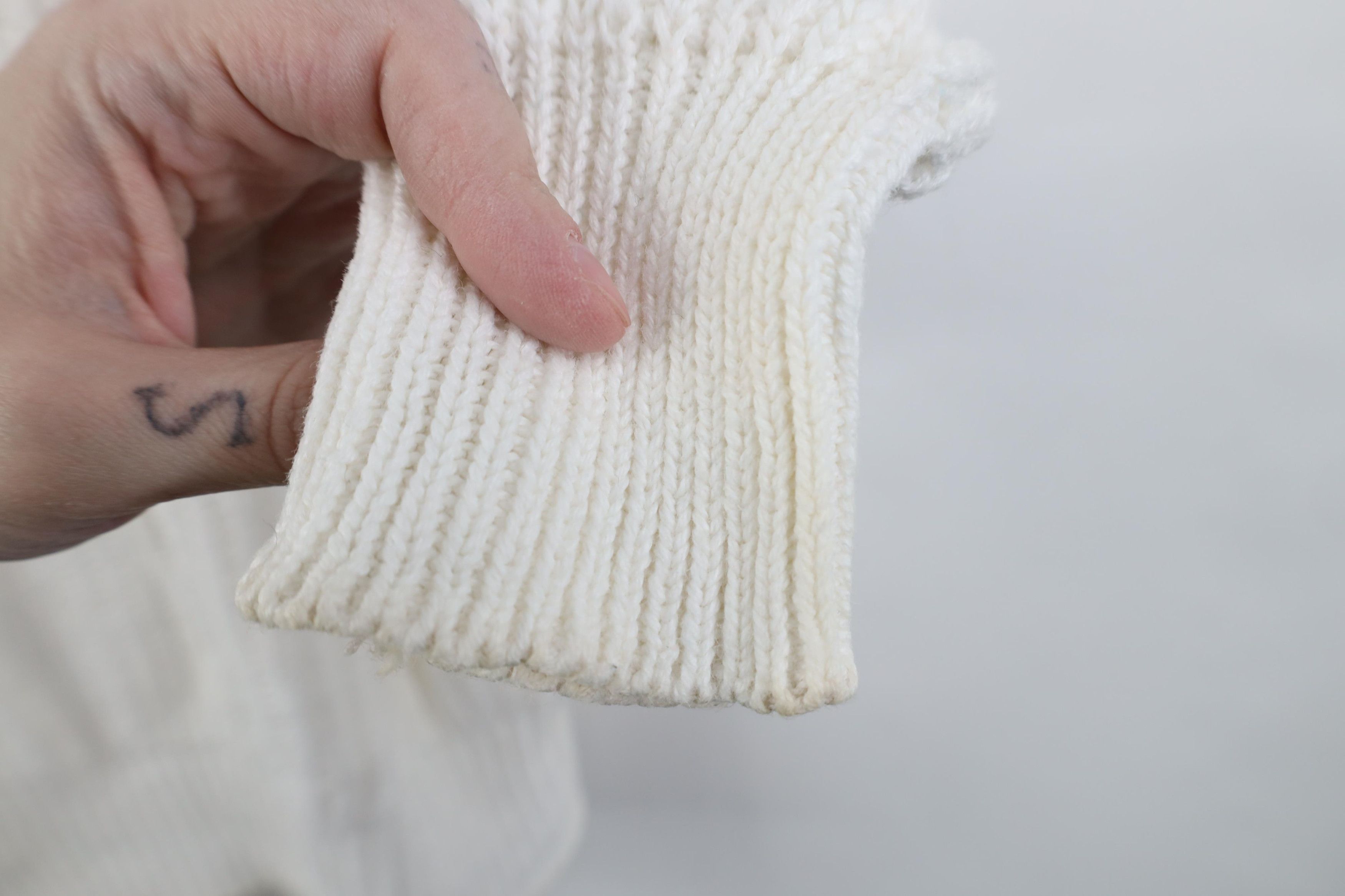 Vintage Vintage 90s Streetwear Chunky Ribbed Crewneck Sweater White Size L / US 10 / IT 46 - 6 Thumbnail