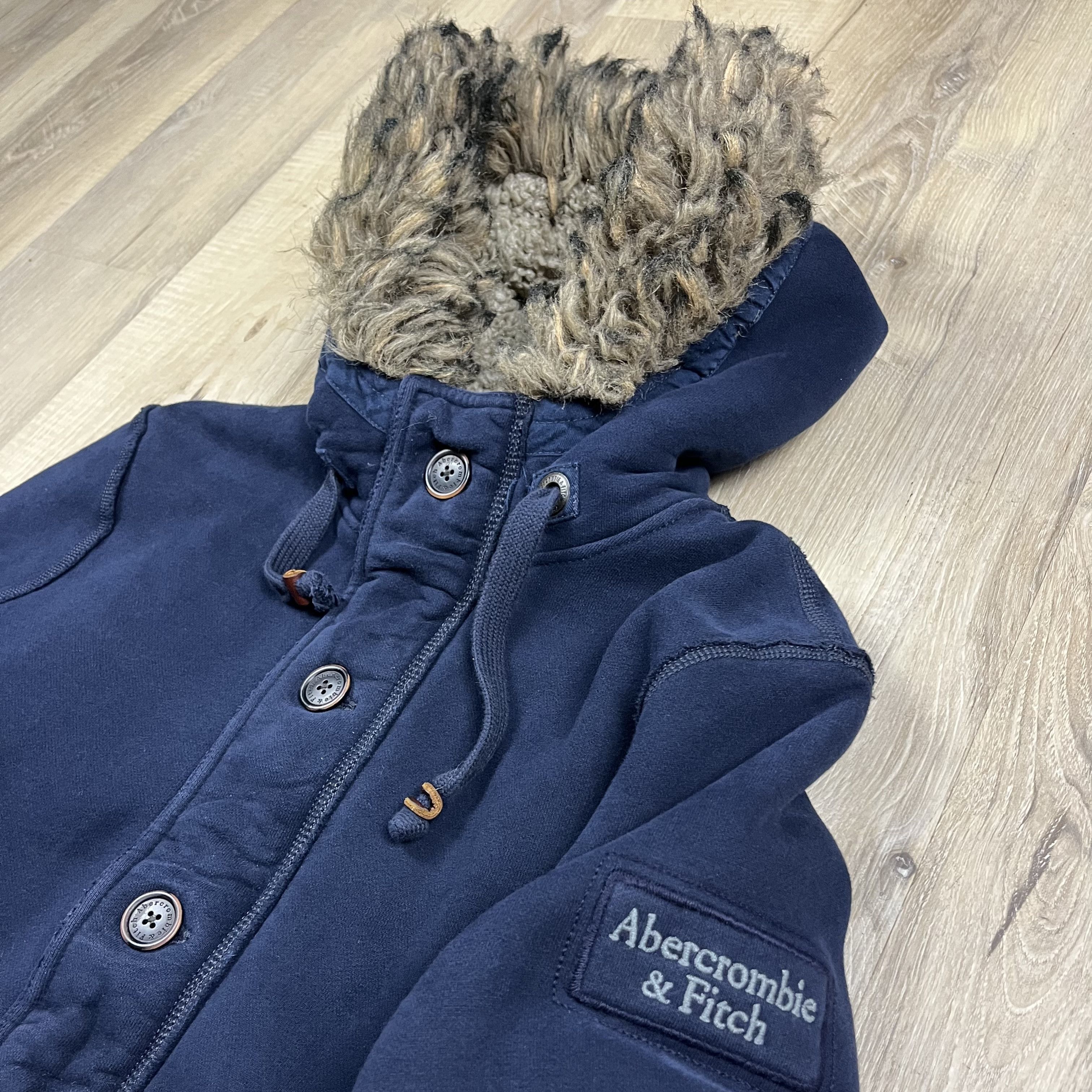 Abercrombie & Fitch Y2K Abercrombie & Fitch Full Zip Hoodie Button Faux Fur Size US L / EU 52-54 / 3 - 3 Thumbnail