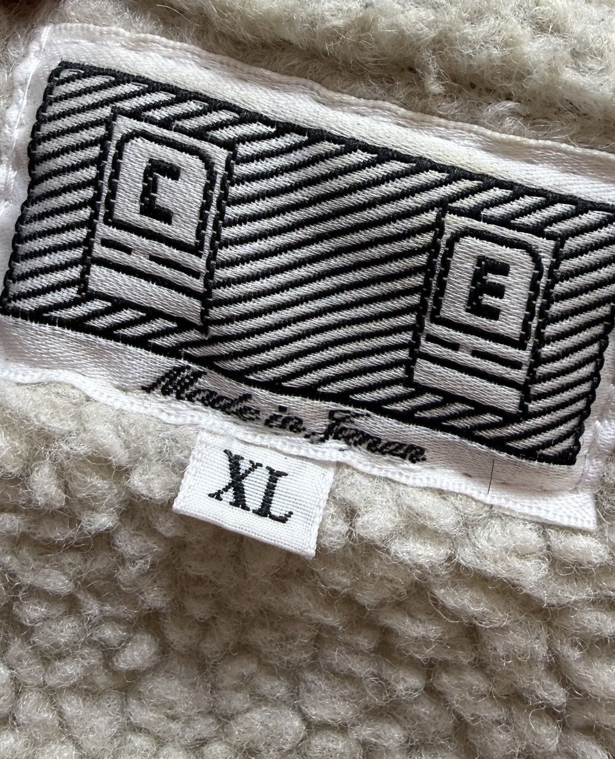 Cav Empt CAV EMPT Hooded Bomber Jacket sherpa fleece rare Size US XL / EU 56 / 4 - 7 Thumbnail