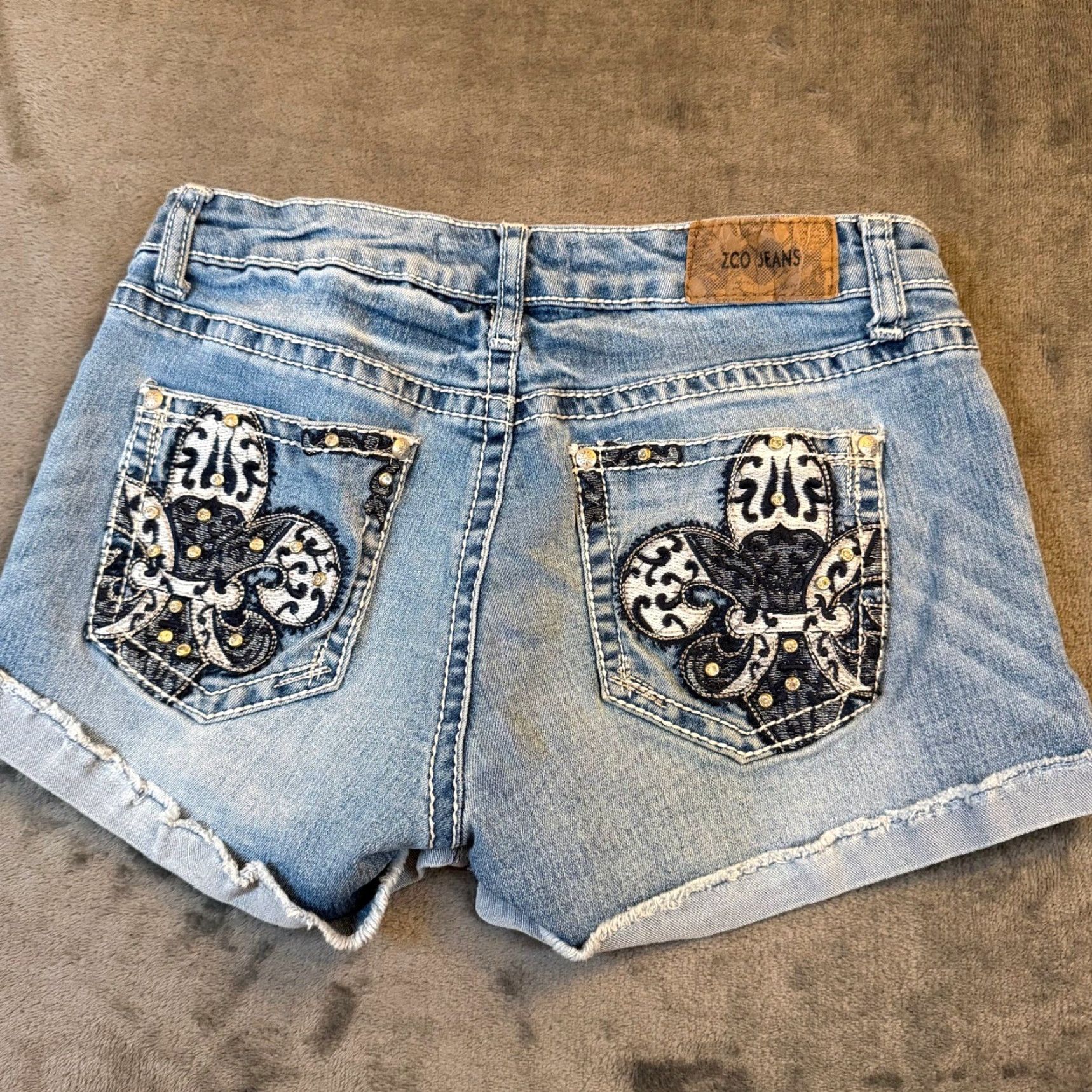 Denime ZCO Jeans Denim Shorts Junior Size 7 Blue Contrast Stitching Raw Hem Cut-Off Slim 5-Pocket Casual Summer Boys/Girls? Size 27" / US 4 / IT 40 - 4 Thumbnail