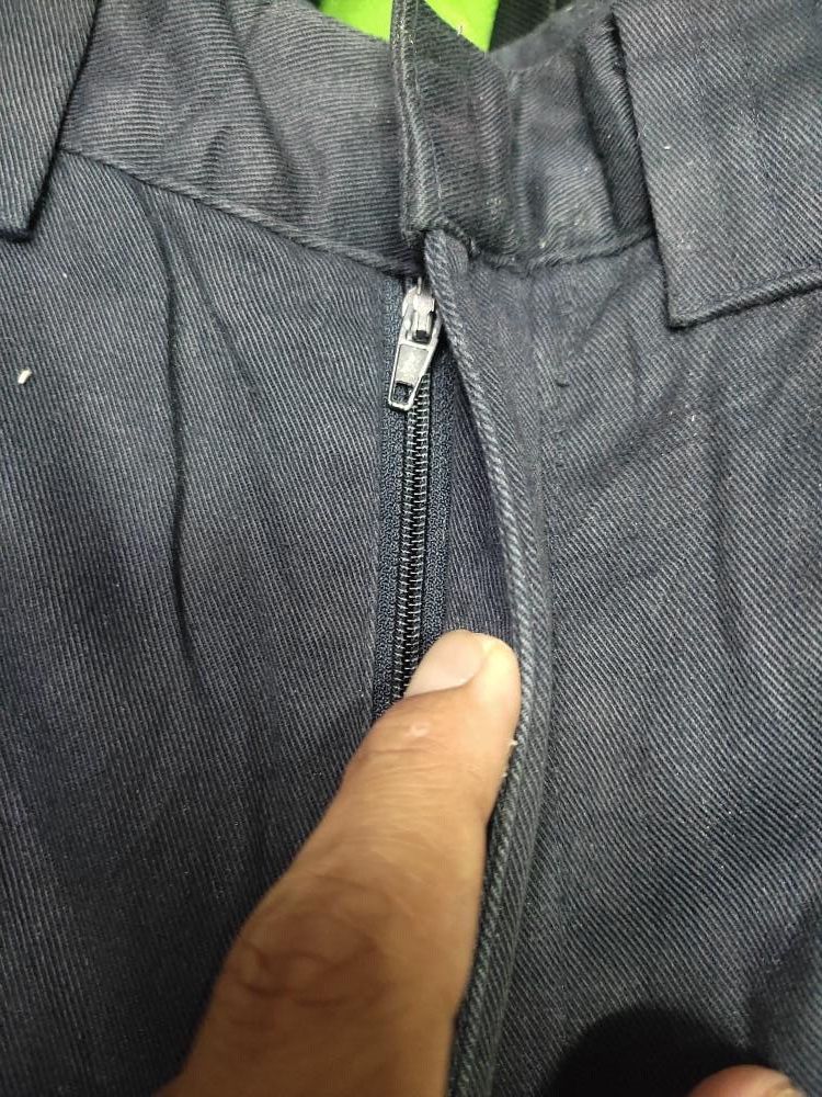 The Unbranded Brand × Vintage UNBRANDED CARGO BONDAGE BAGGY PANTS Size US 31 - 5 Thumbnail