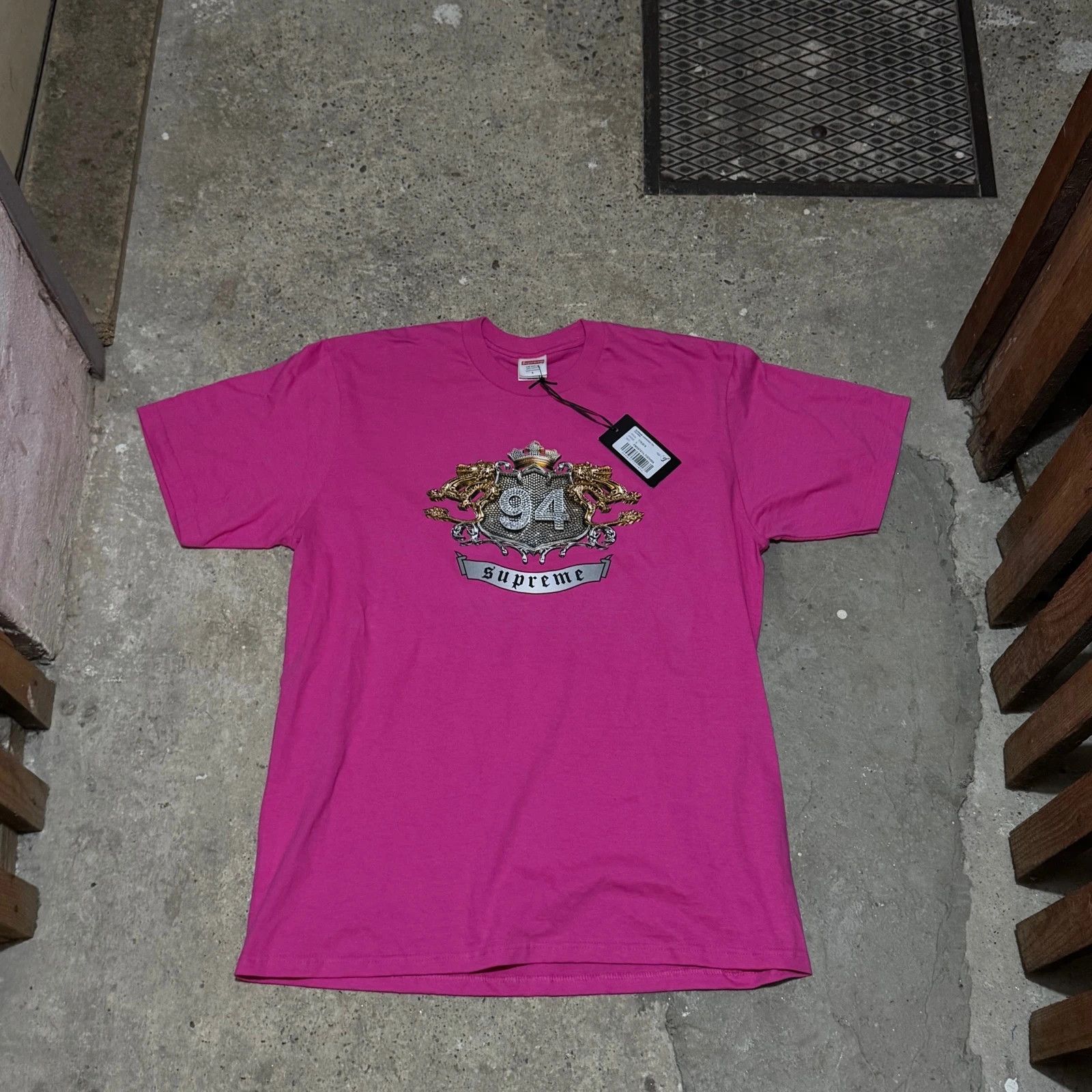 Supreme Supreme diamonds t-shirt Size US M / EU 48-50 / 2 - 1 Thumbnail