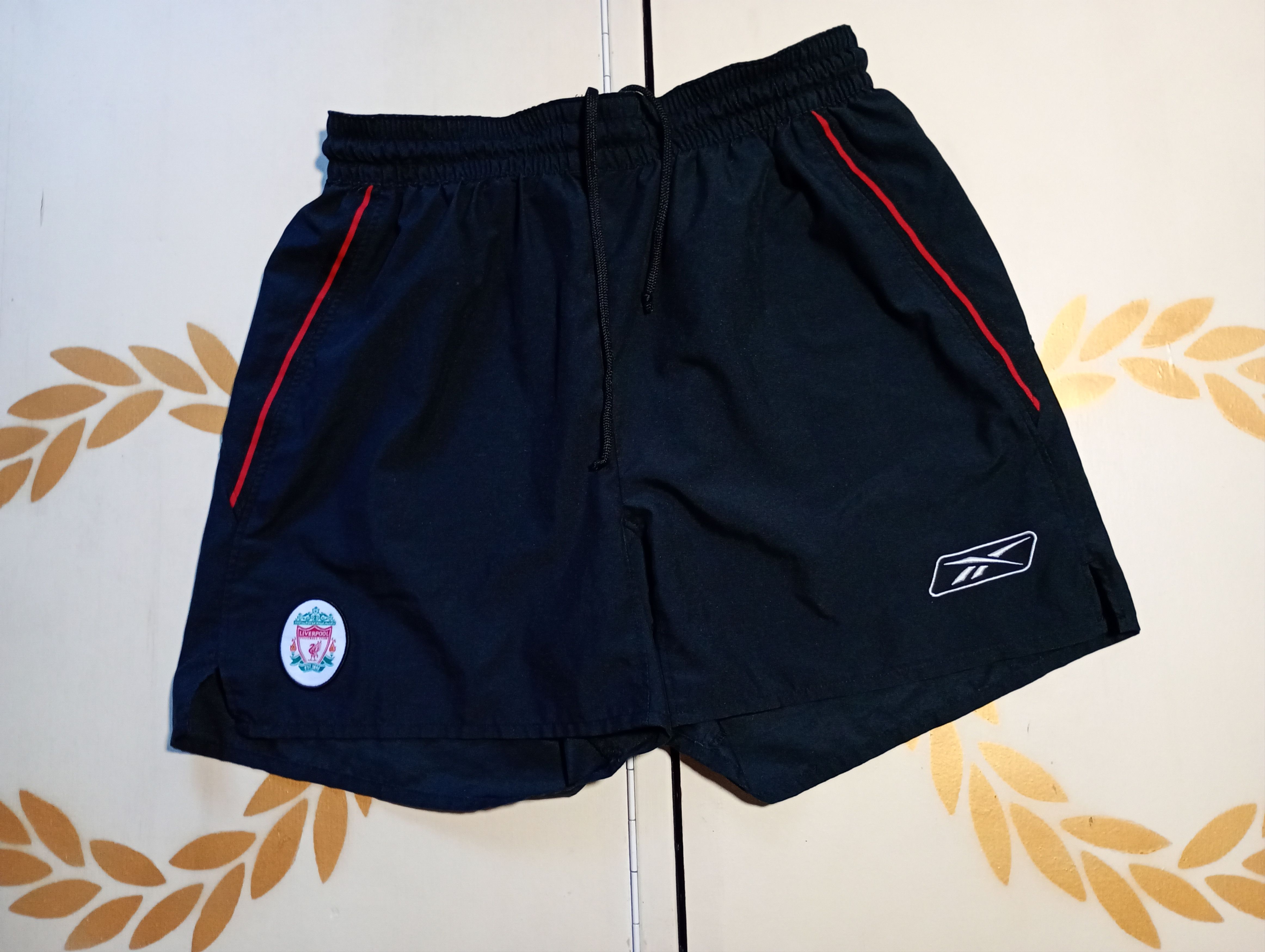 Reebok Reebok Liverpool FC Shorts 2003-2004 Size US 32 / EU 48 - 1 Thumbnail