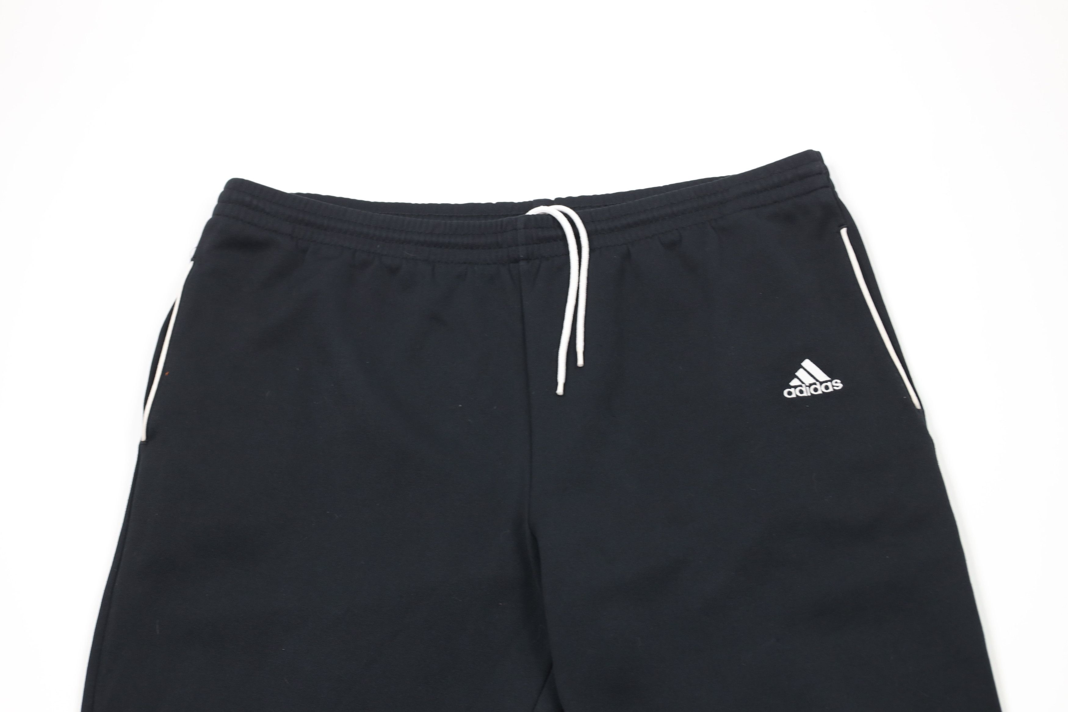 Adidas × Vintage Vintage 90s Adidas Tapered Leg Soccer Warm Up Pants Black Size US 38 / EU 54 - 2 Thumbnail