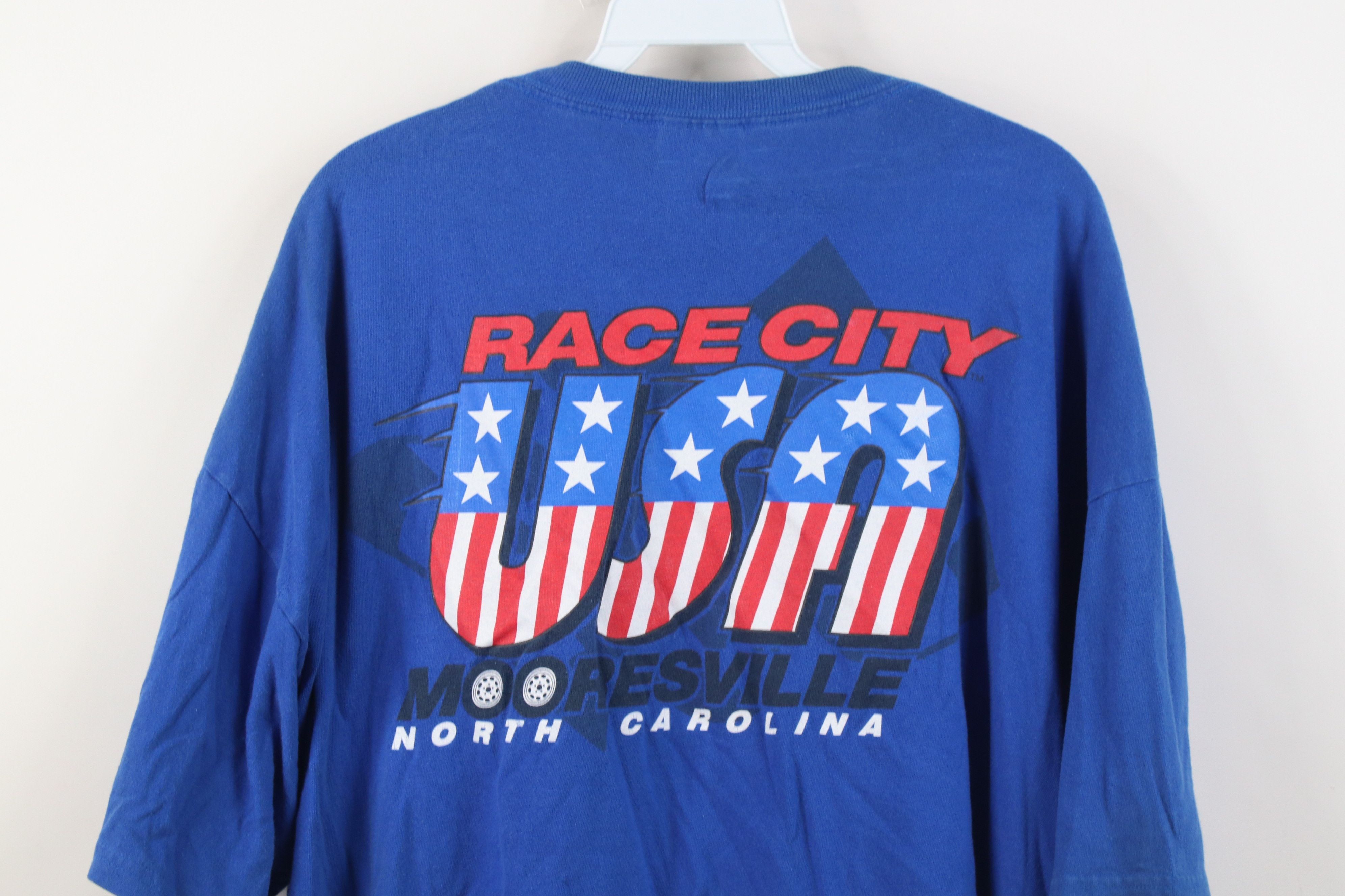 Vintage Vintage 90s Y2K Mooresville North Carolina Race City T-Shirt Size US XXL / EU 58 / 5 - 13 Thumbnail