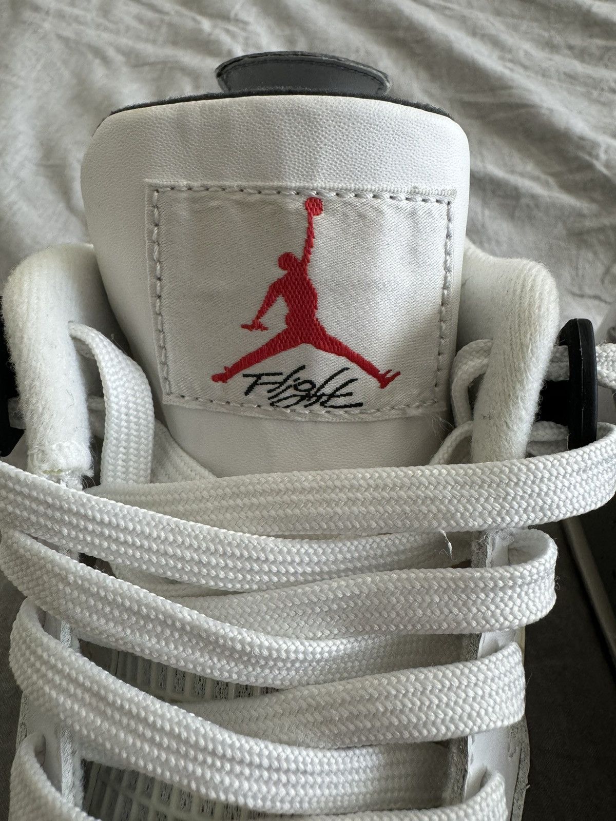 Jordan Brand Jordan 4 cement gs size 7y Size US 7 / EU 40 - 6 Thumbnail