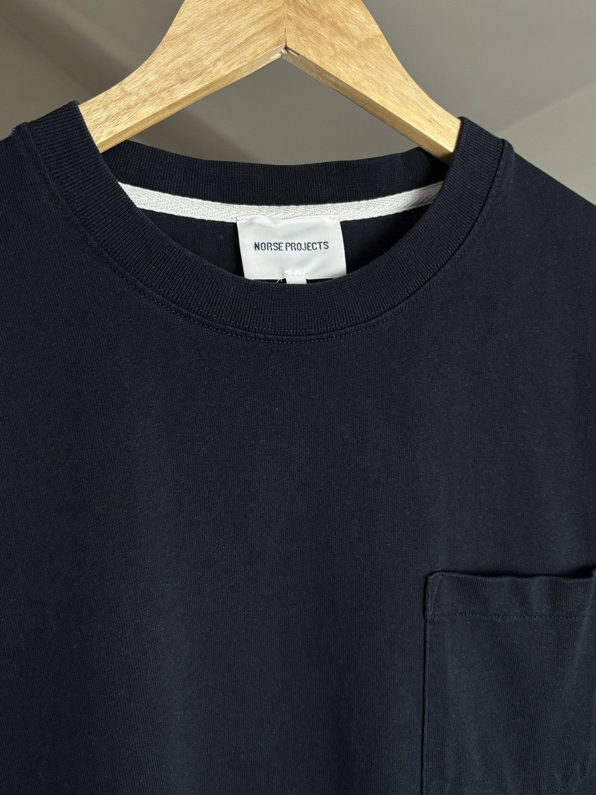 Norse Projects Norse Projects Dark Navy Johannes Pocket T-Shirt Size US L / EU 52-54 / 3 - 2 Thumbnail
