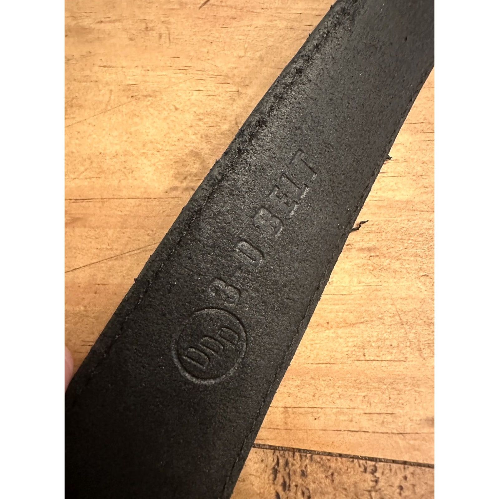 Vintage 3D Belt Company Belt Men's Basic Overlay Feathered Black Leather D1011 Size 34 Western Regular Mens Size 34 - 7 Thumbnail