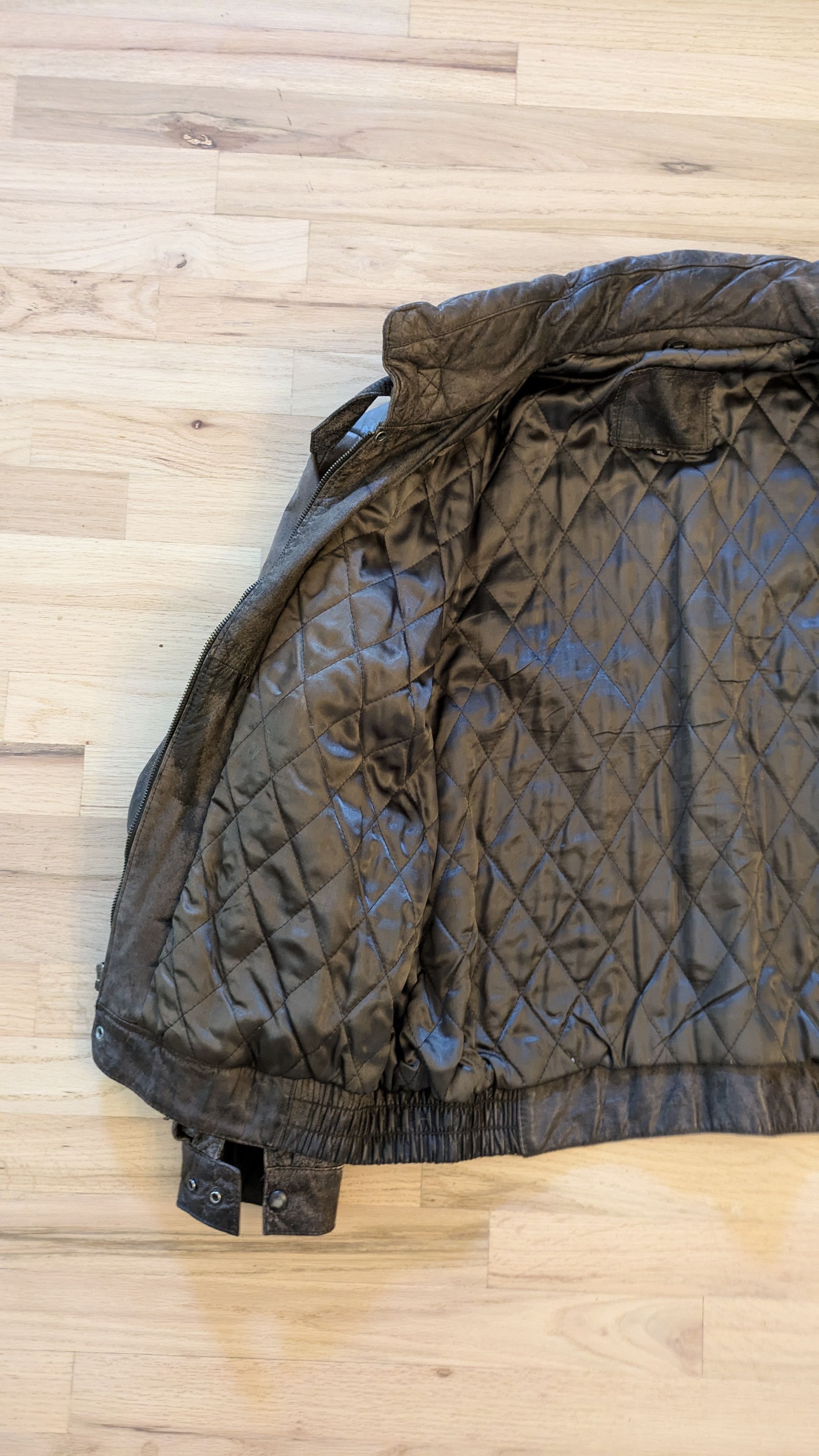 Vintage Genuine Leather Faded Brown Bomber Jacket Size US XL / EU 56 / 4 - 8 Thumbnail