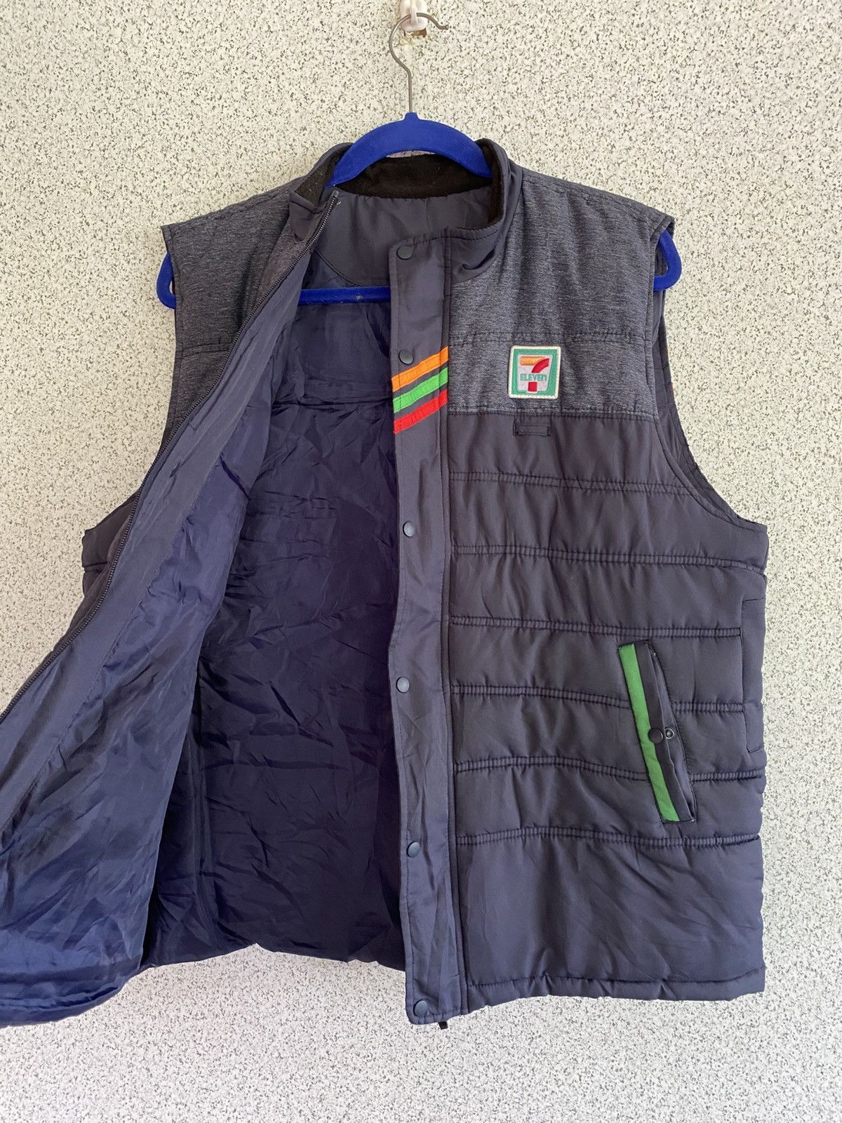 Japanese Brand 7-Eleven light puffer vest Size US L / EU 52-54 / 3 - 5 Thumbnail