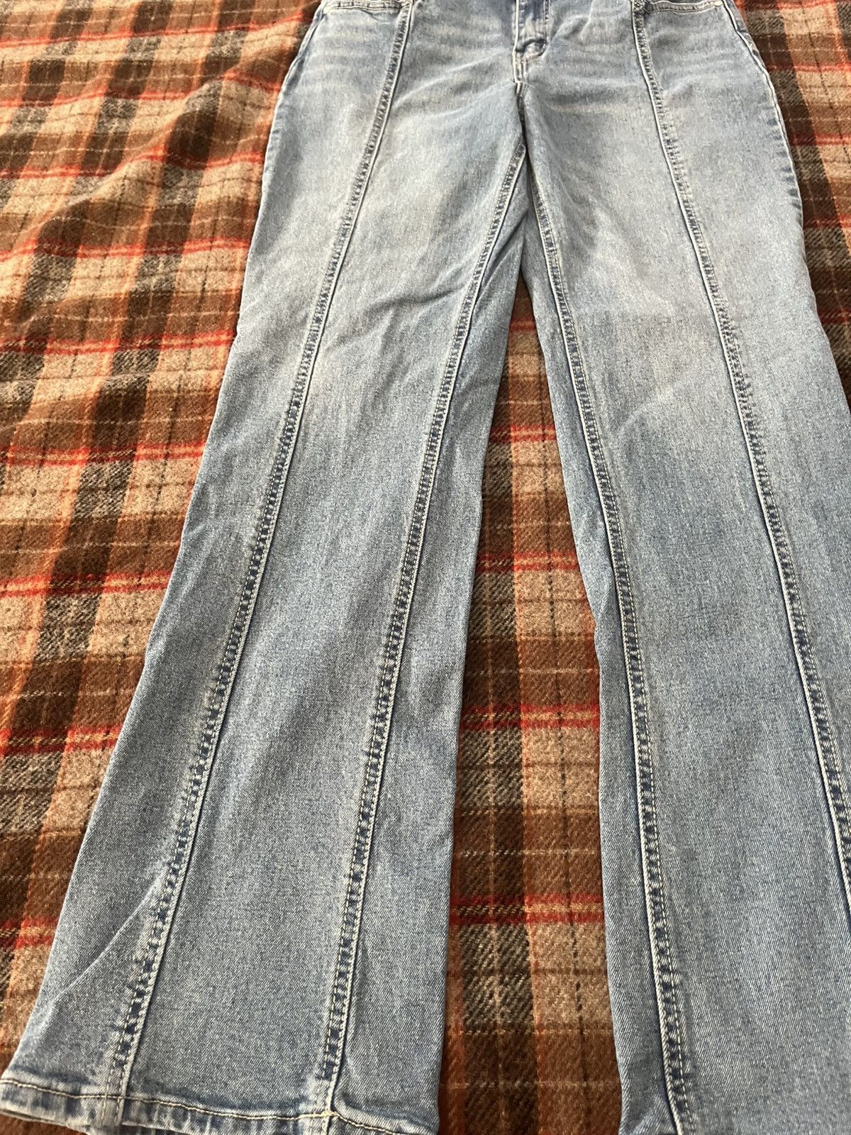 Ed Hardy × Vintage × Von Dutch Vintage Y2K Flare jeans Indigo Rein worked denim pants Size 30" / US 8 / IT 44 - 2 Thumbnail