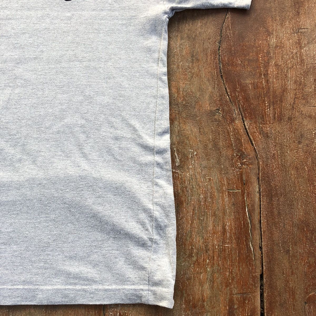 Nike Vintage Thrashed Faded Nike Rare T Shirt Size US M / EU 48-50 / 2 - 8 Thumbnail