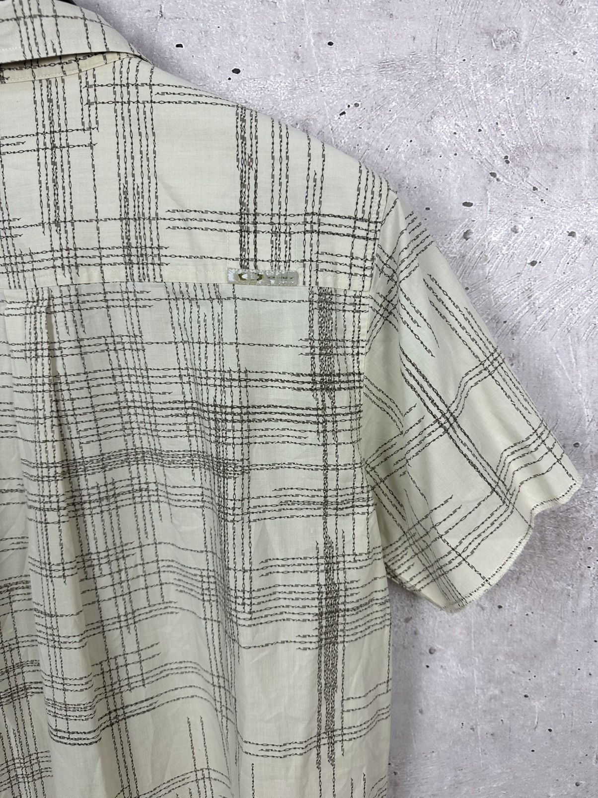 Vintage Y2K Oakley Vintage Monogram Short Sleeve Shirt Size US L / EU 52-54 / 3 - 7 Thumbnail