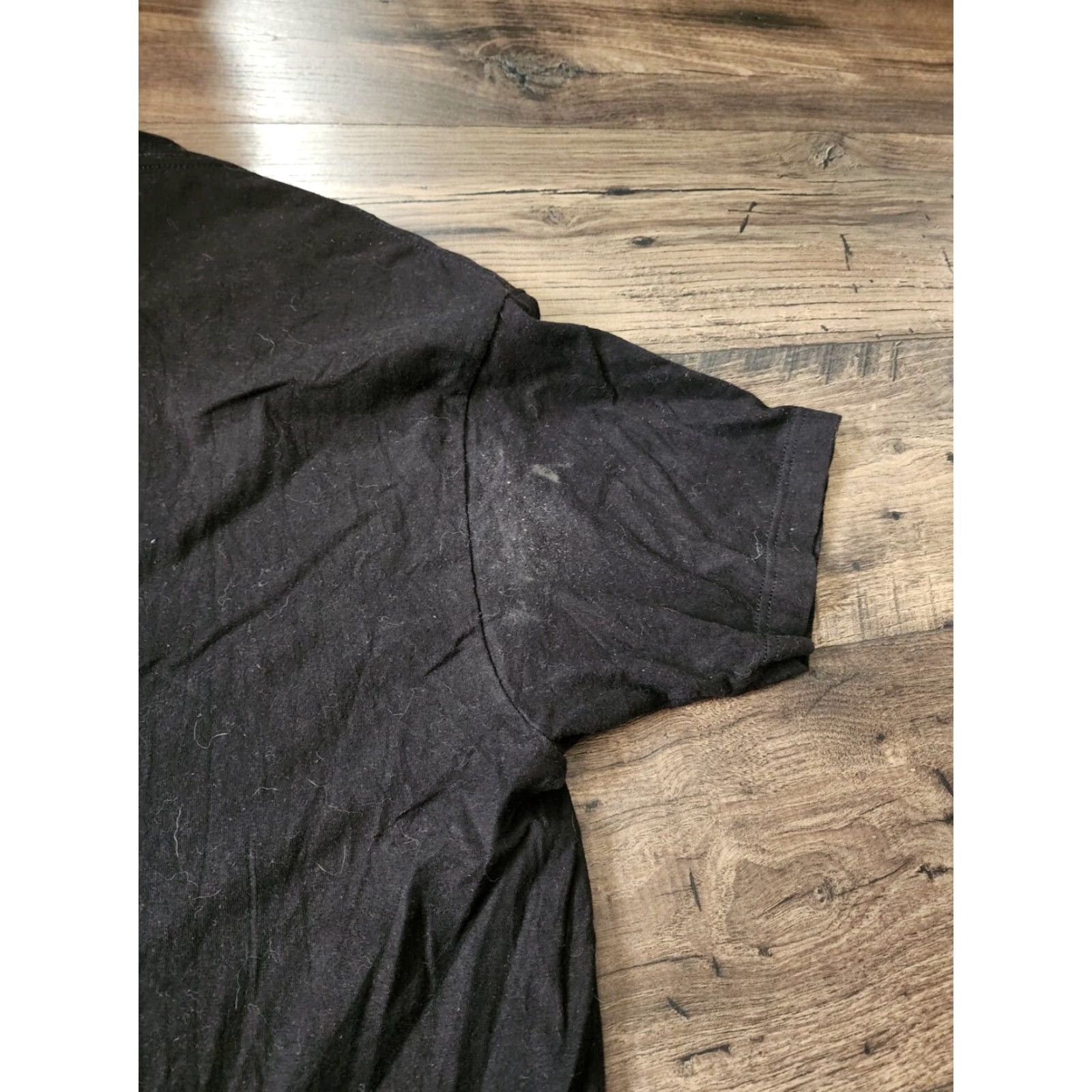 Tultex Tyler Bryant & The Shakedown Band Tee, Black, XL, Short Sleeve, Mens Size US XL / EU 56 / 4 - 2 Thumbnail