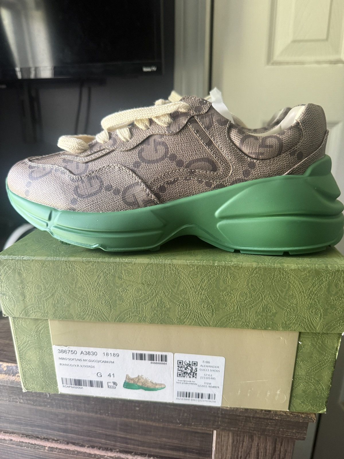 Gucci Gucci Rython 100 Green Size US 8 / EU 41 - 2 Thumbnail