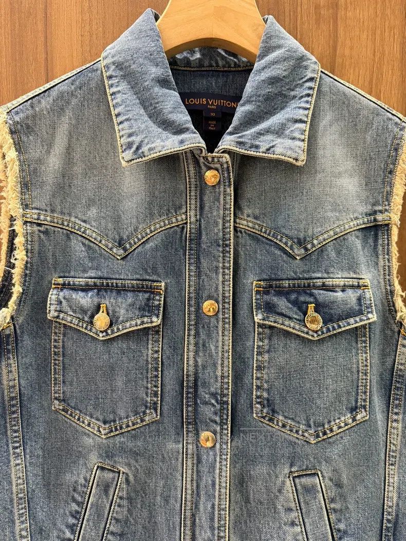Louis Vuitton Louis Vuitton Cowboy vest Size 4XL / US 24-26 - 3 Thumbnail
