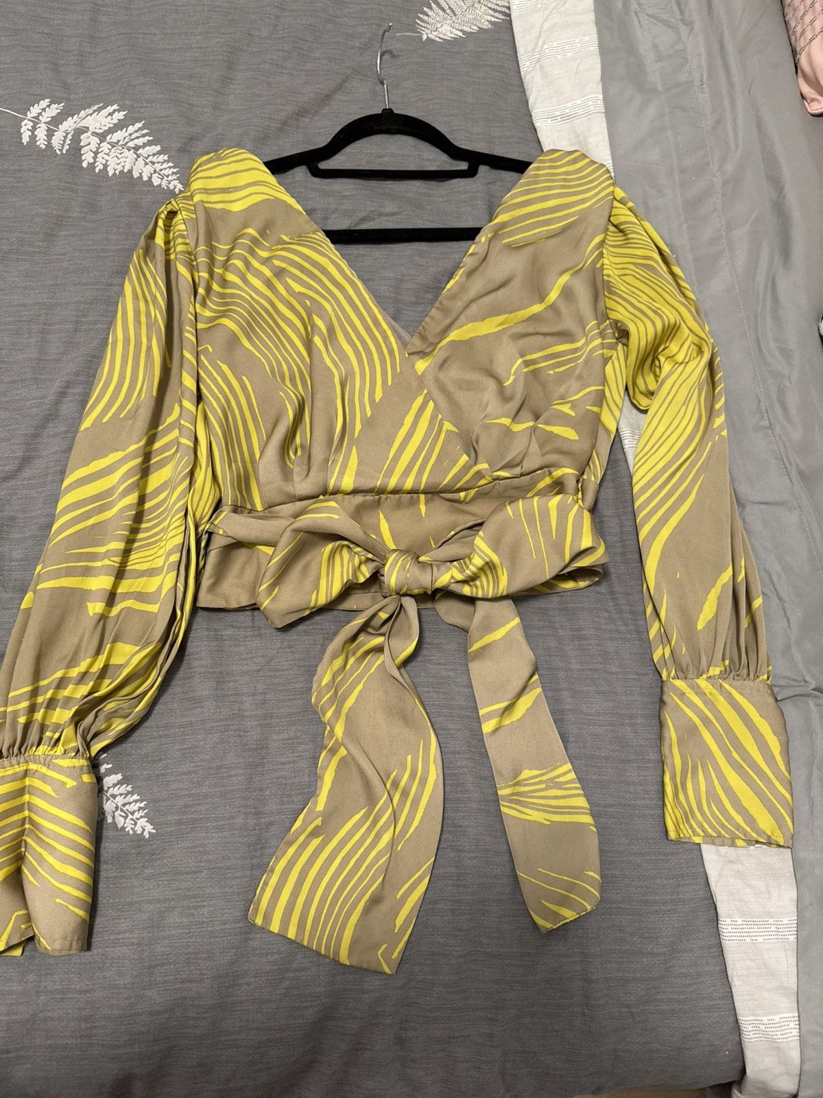 Banana Republic Long sleeve banana republic blouse Size S / US 4 / IT 40 - 11 Thumbnail