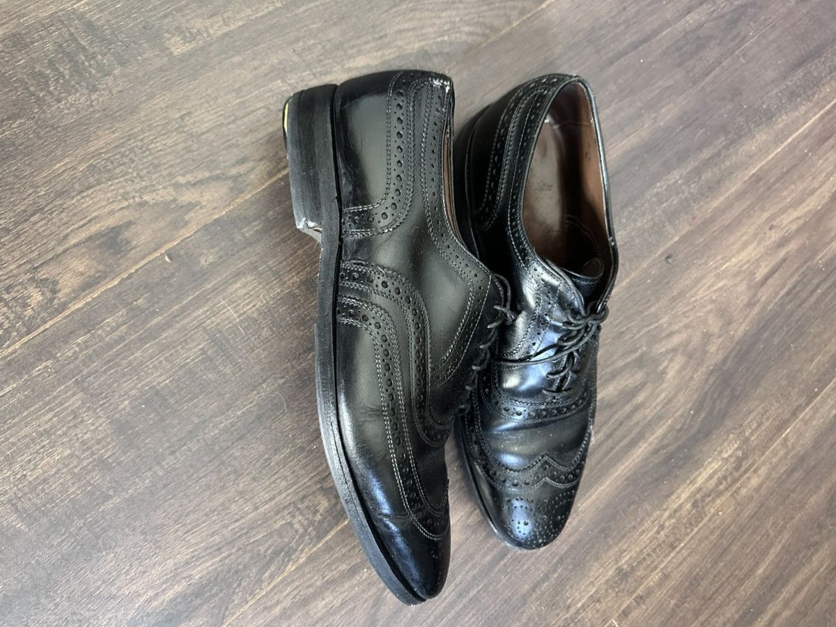 Allen Edmonds McAllister black leather MiUSA brogues derby dress shoes Size US 9.5 / EU 42-43 - 2 Thumbnail