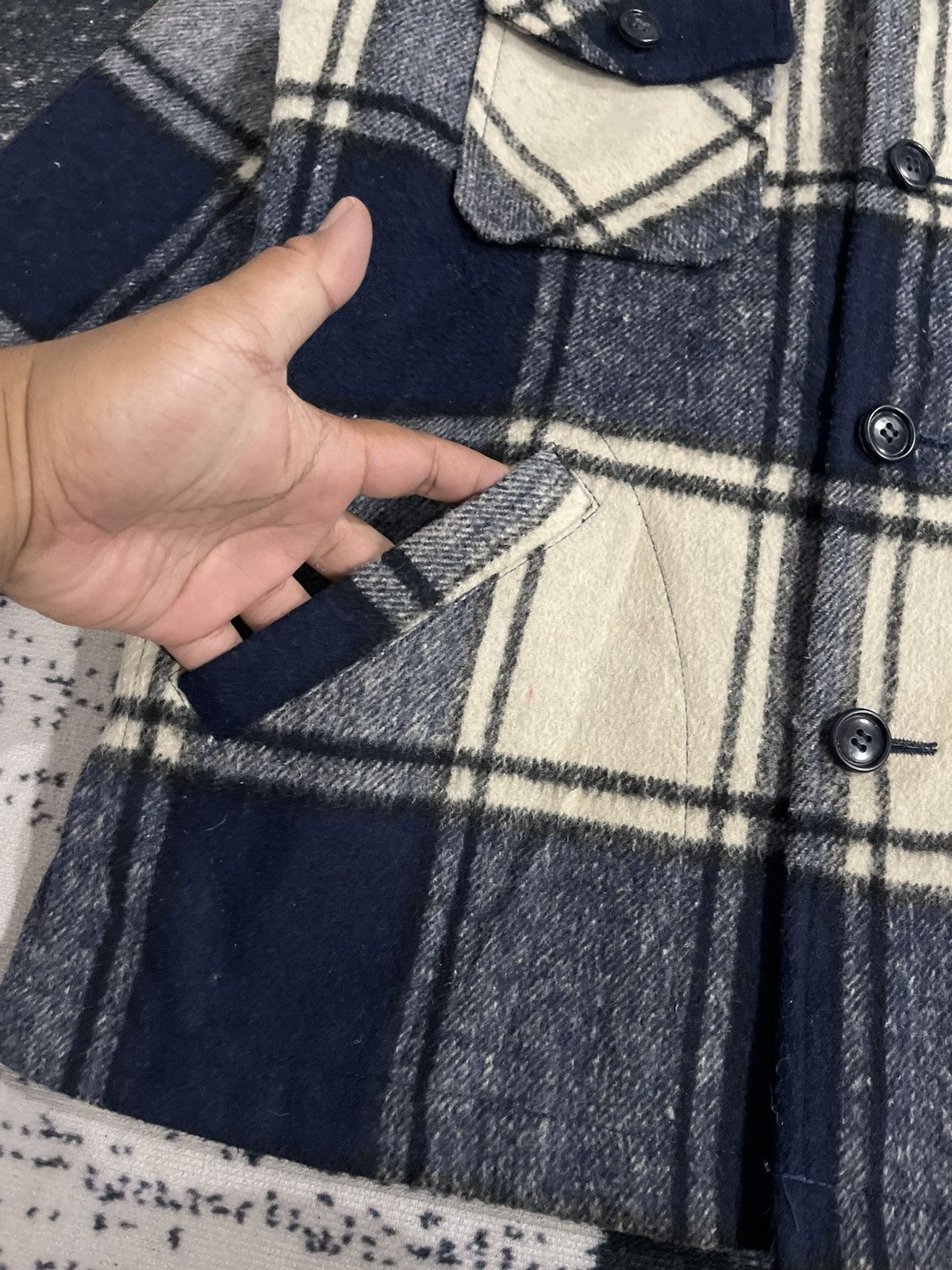 Vintage Vintage Bobson Button Plaid Wool Jacket Size US M / EU 48-50 / 2 - 7 Thumbnail