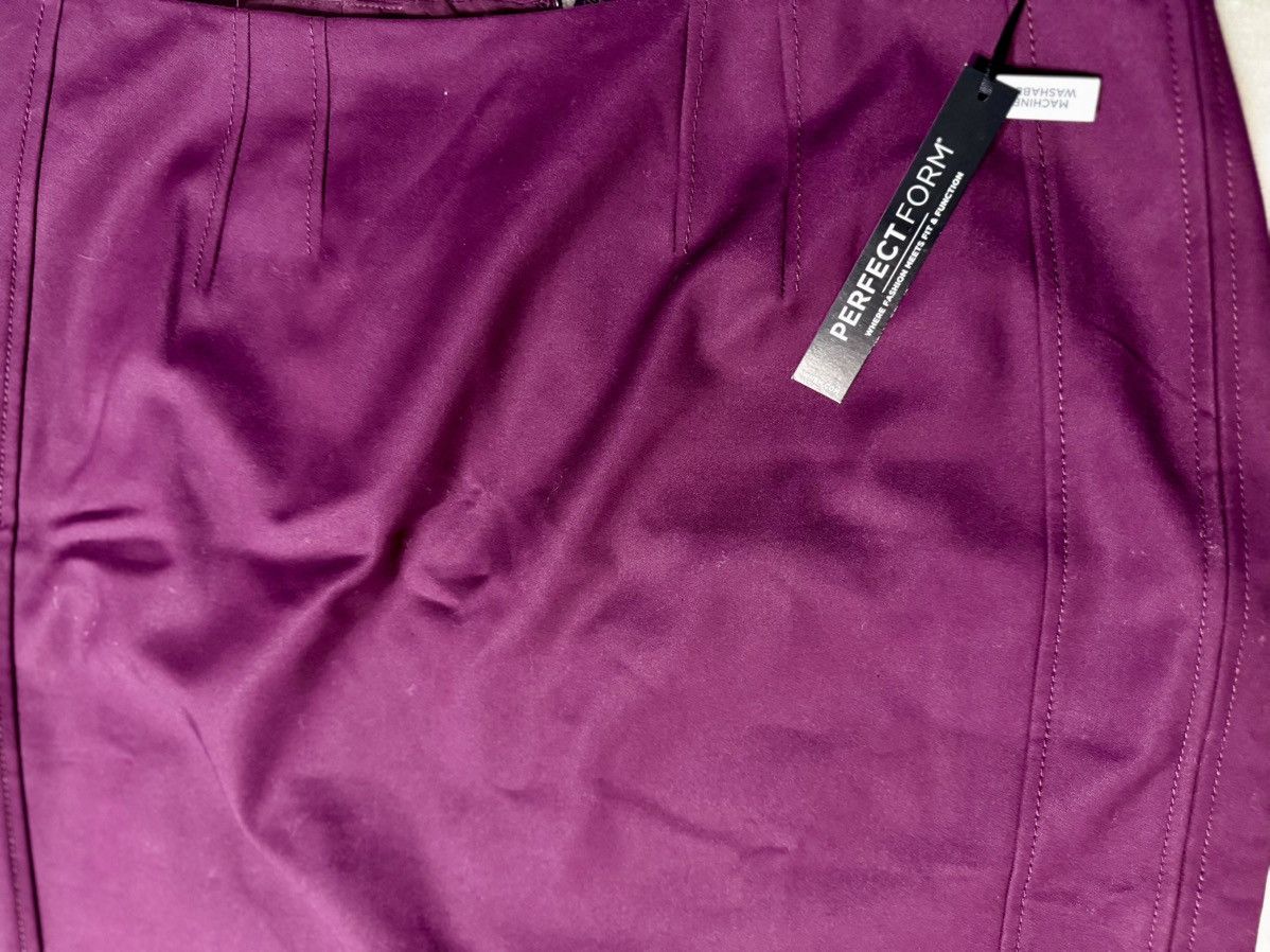 White House Black Market White House Black Market Perfect Form Berry Skirt – Size 12 Size 34" / US 12 / IT 48 - 3 Thumbnail