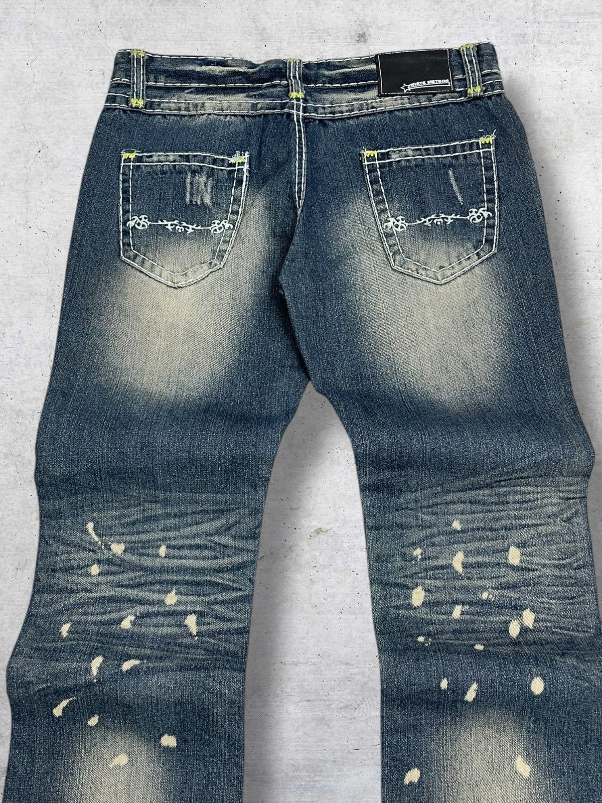 Tornado Mart WHITE METEOR 1990S JAPAN DESIGNER FLARED DISTRESSED DENIM Size US 32 / EU 48 - 14 Thumbnail