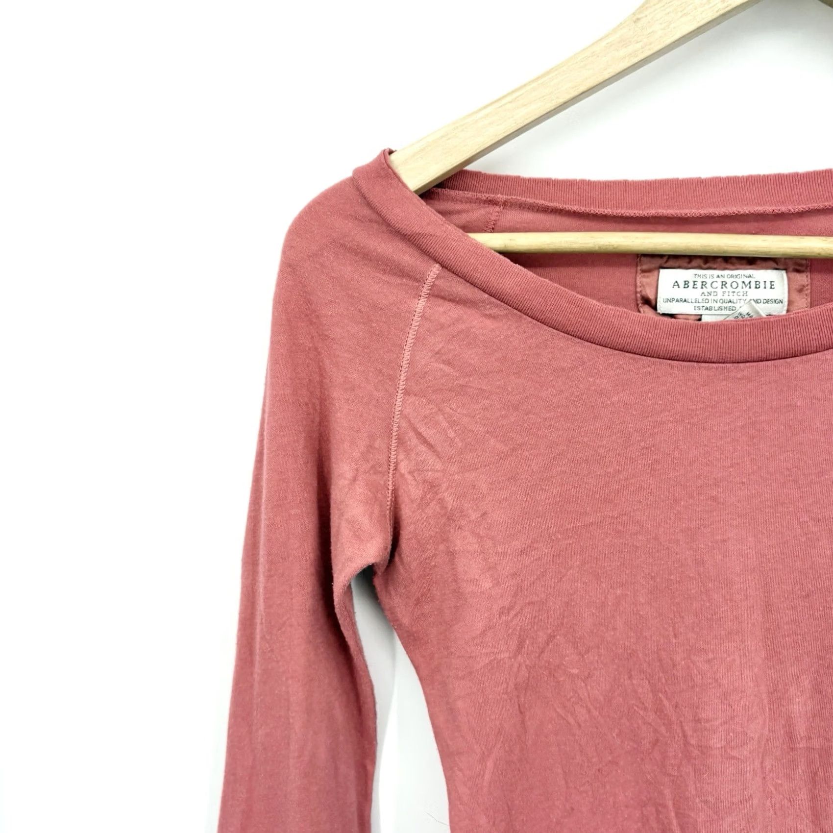 Abercrombie & Fitch VINTAGE Abercrombie & Fitch Top Shirt XS Pink Ribbed Boat Neck Coquette Bella Elena Slim Womens Short Sleeve Pullover Blouse Casual 2000s Size XS / US 0-2 / IT 36-38 - 2 Thumbnail