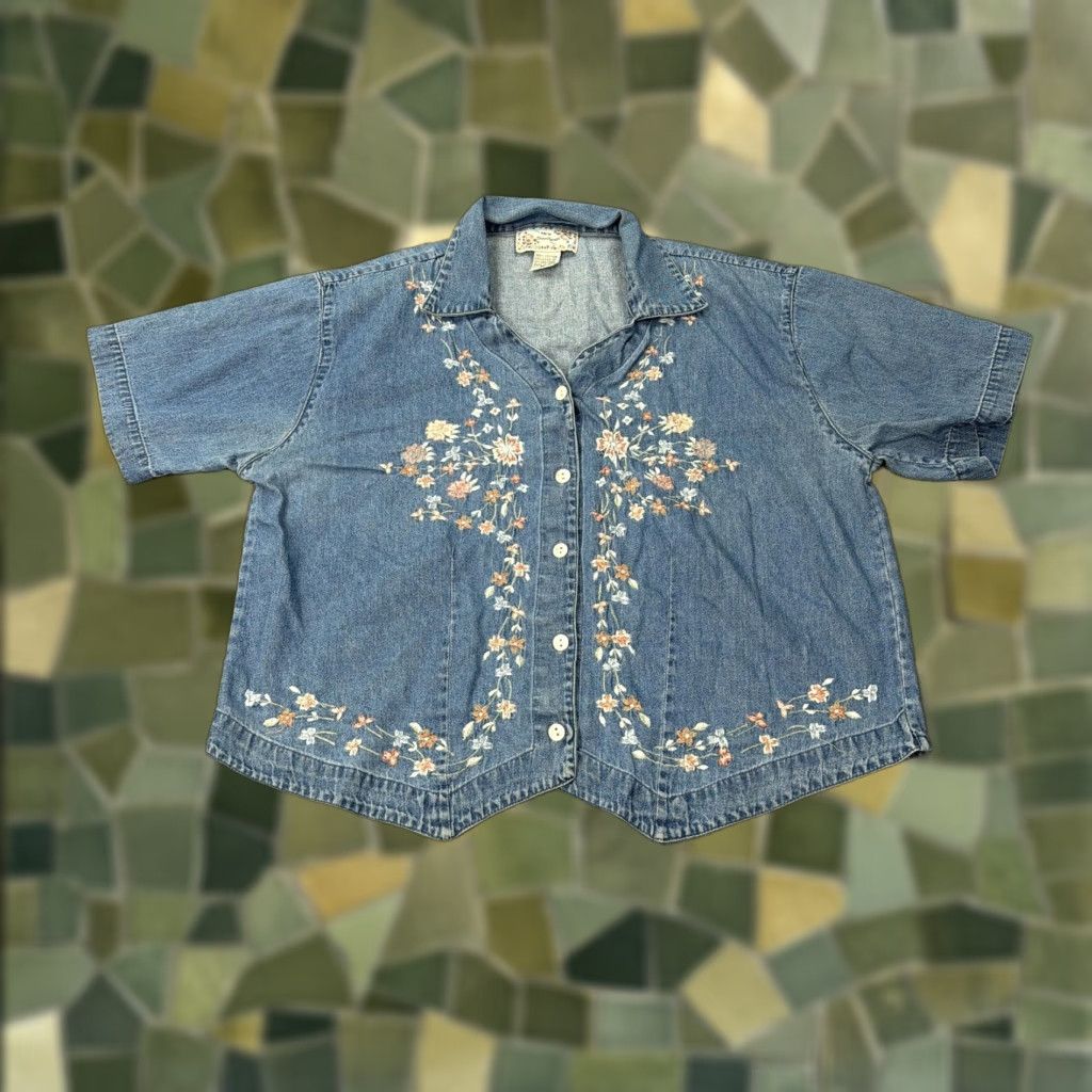 Denime New Directions Shirt 2X Womens Blue Denim Embroidered Floral Button Front Top Size XXL / US 16-18 / IT 52-54 - 1 Thumbnail