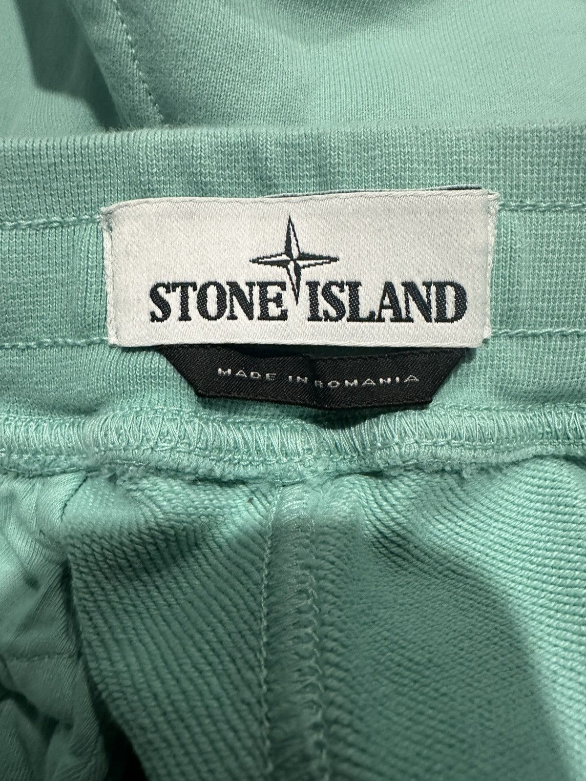 Stone Island STONE ISLAND SWEATSHORTS Size US 34 / EU 50 - 3 Thumbnail