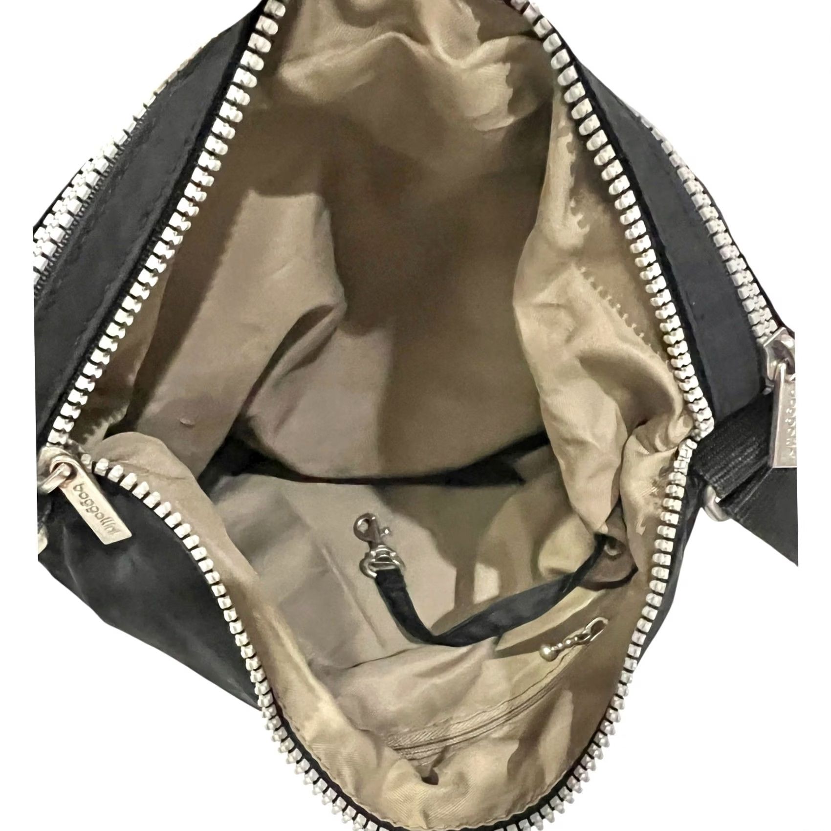 Vintage Baggallini Crossbody Bag Black Nylon Lightweight Zip-Top Travel Multi-Pocket Women Crossbody Bag, 12”W x 10”H, Preowned, Casual, Travel Size ONE SIZE - 6 Thumbnail