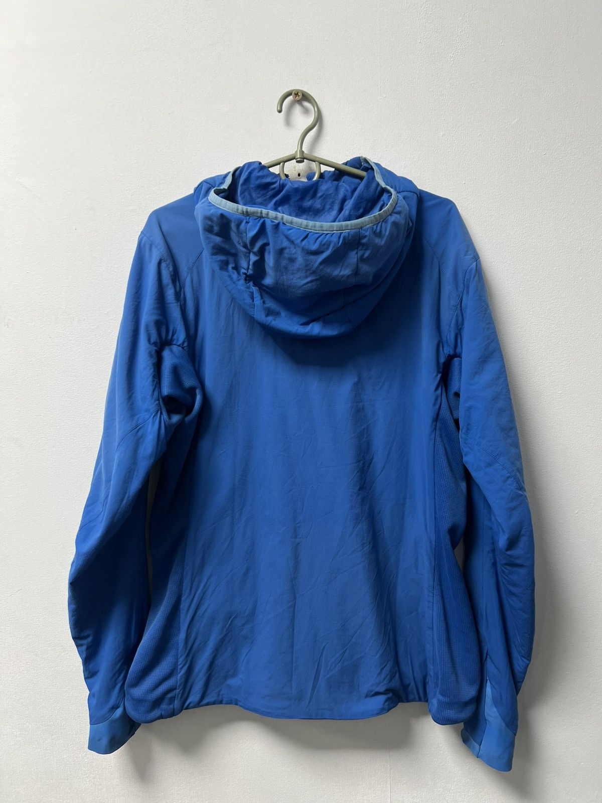 Arc'teryx Arcteryx Atom LT outdoor jacket Size US L / EU 52-54 / 3 - 11 Thumbnail