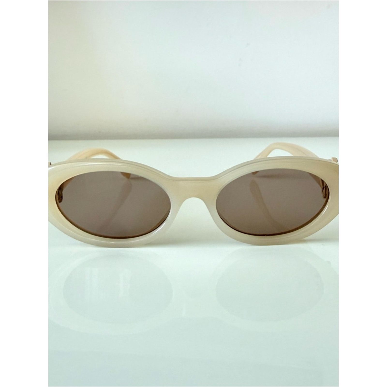 Fendi NEW!!! FENDI women oval sunglasses FE40140U 57E Authentic Size ONE SIZE - 3 Thumbnail