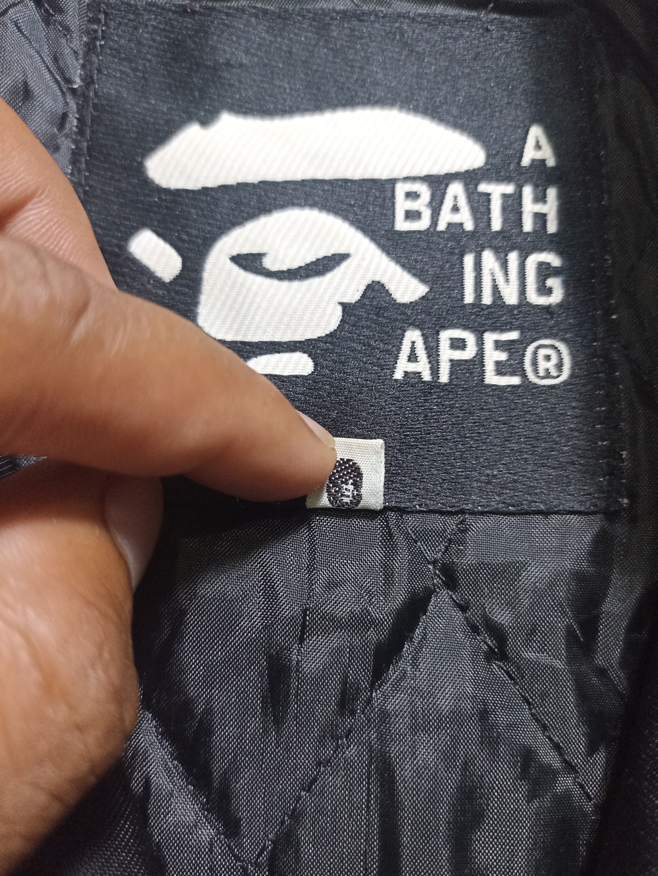 Bape OG Bape Embroidered Ape Logo Varsity Bomber Jacket size L Size US L / EU 52-54 / 3 - 5 Thumbnail