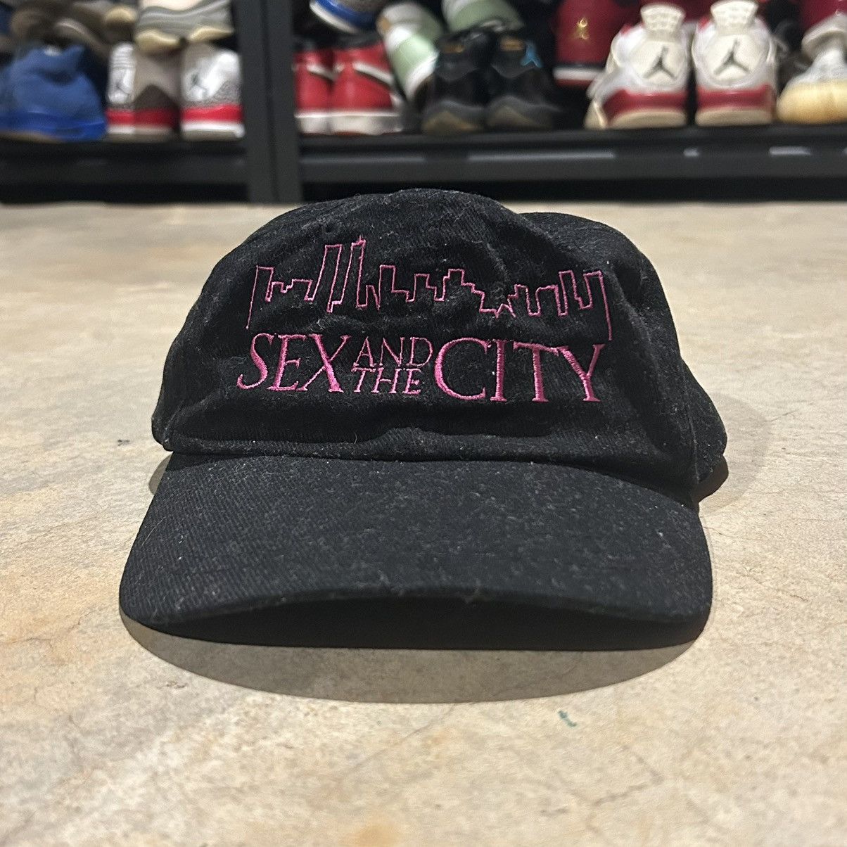 Streetwear × Vintage Crazy Vintage 90s Sex and the City HBO 