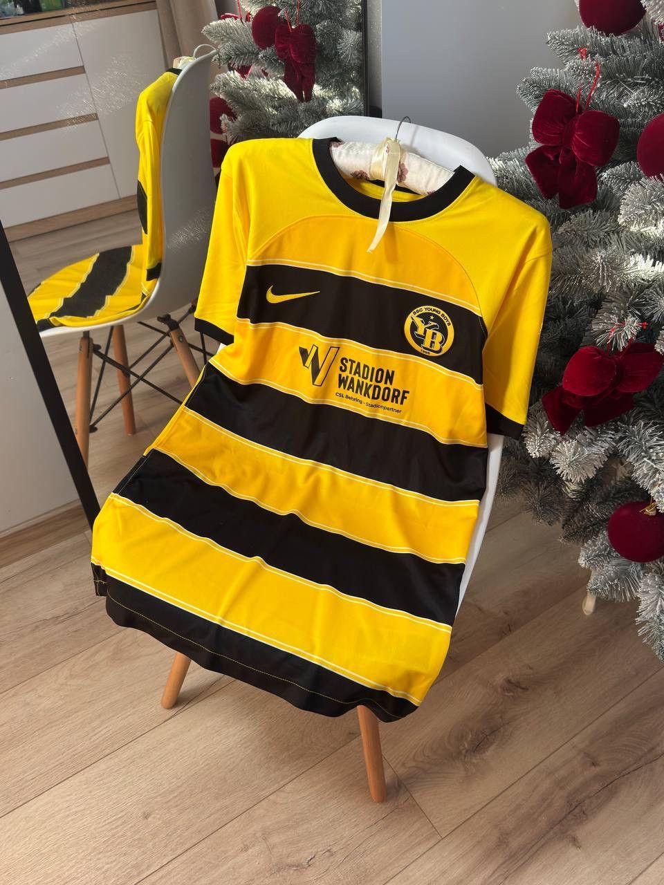 Nike Nike BSC Young Boys Home Shirt Jersey M Wankdorf Stadium Size US L / EU 52-54 / 3 - 1 Thumbnail
