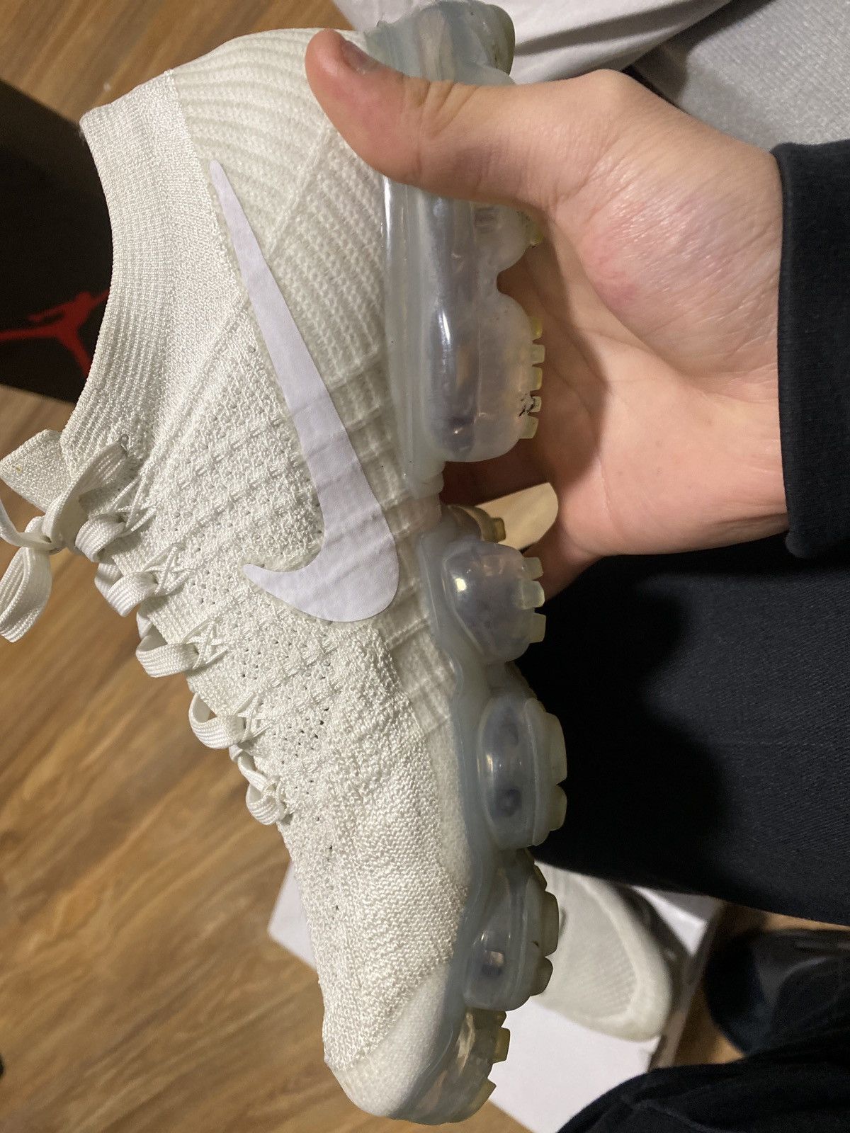 Nike Nike Air Vapormax Flyknit 1.0 Light Bone Size US 8 / EU 41 - 3 Thumbnail