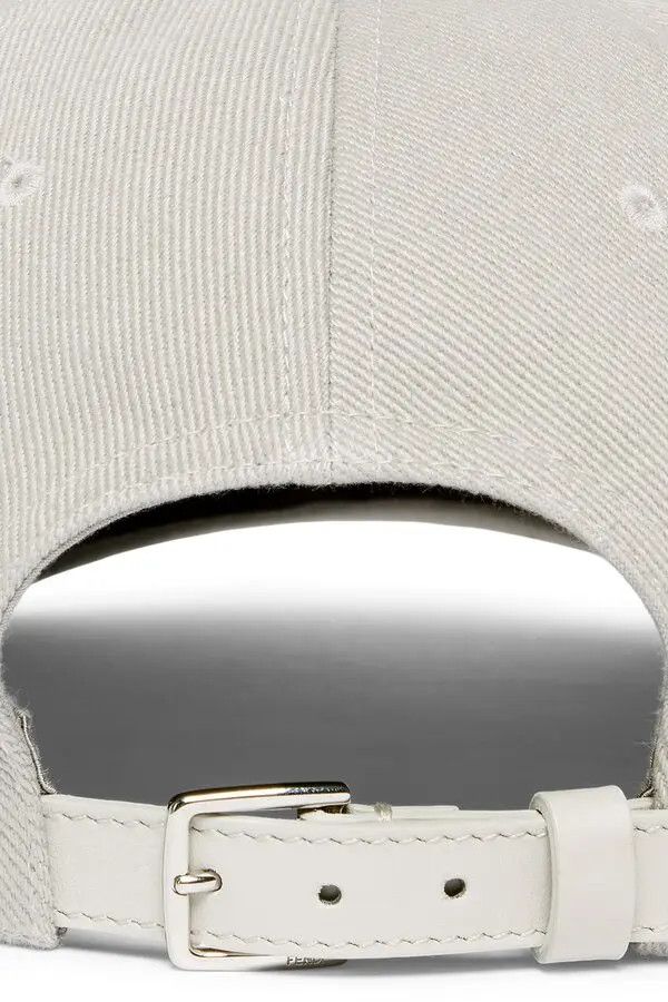Fendi o1s1wg111224 Size: OS / (Hat / Cap) in Dove Grey Size ONE SIZE - 2 Thumbnail
