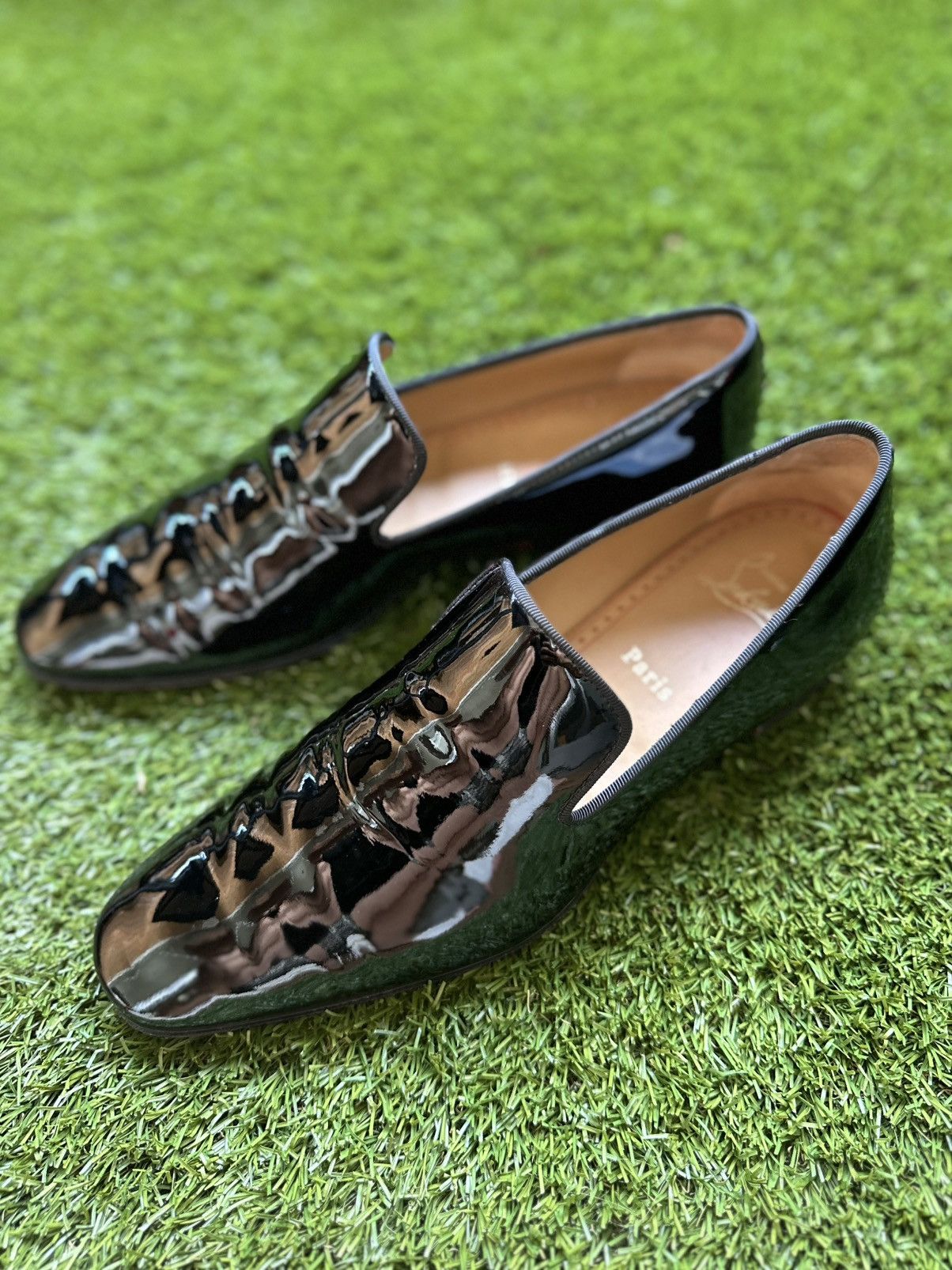 Christian Louboutin Christian Louboutin, 40 Dandelion Flat Loafer Patent Black Size US 7 / EU 40 - 9 Thumbnail