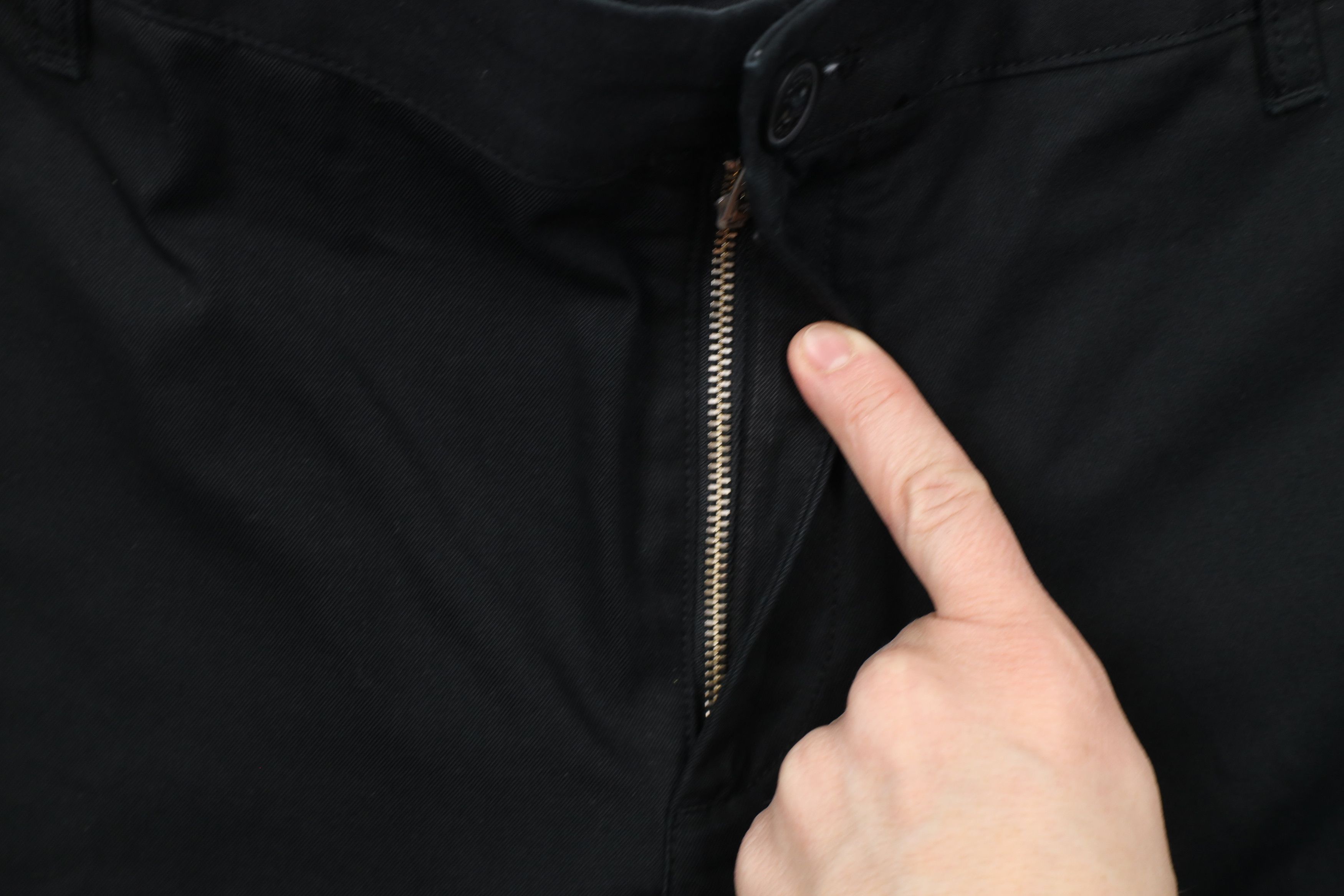 Lacoste × Vintage Lacoste Fit Distressed Flat Front Chino Pants Black Cotton Size US 34 / EU 50 - 7 Thumbnail