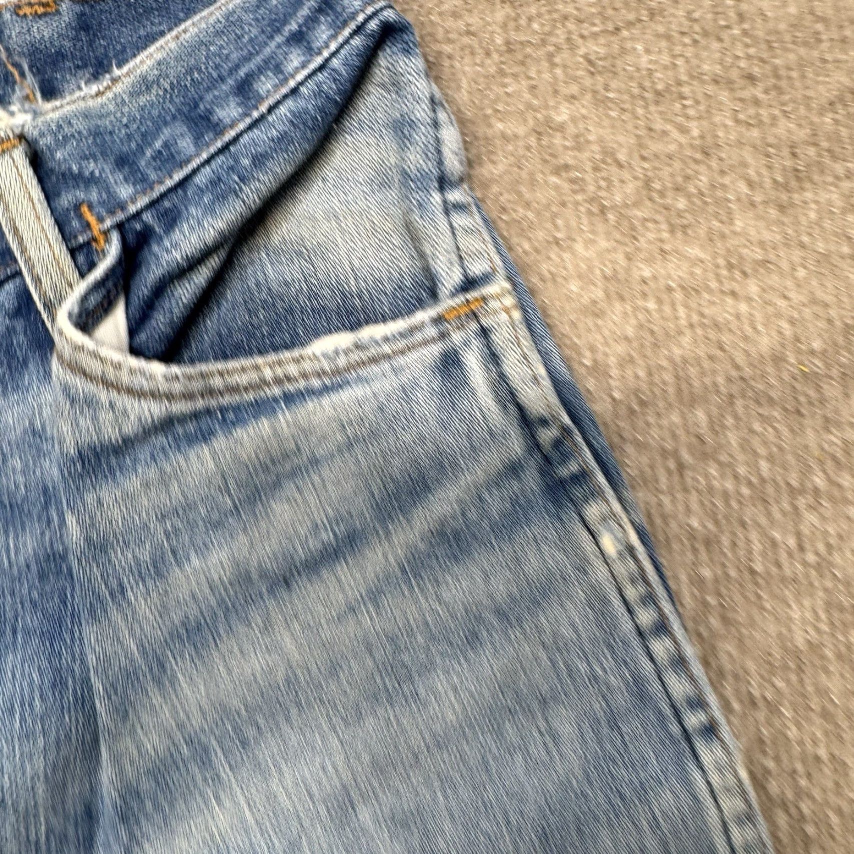 Wrangler VINTAGE Wrangler Jeans Mens 26x29 Denim USA Made Bell Bottom Flared 70s Distressed Pockets Wrangler Retro 945 Jeans Mens Jeans Blue 26x29 Size US 26 / EU 42 - 6 Thumbnail