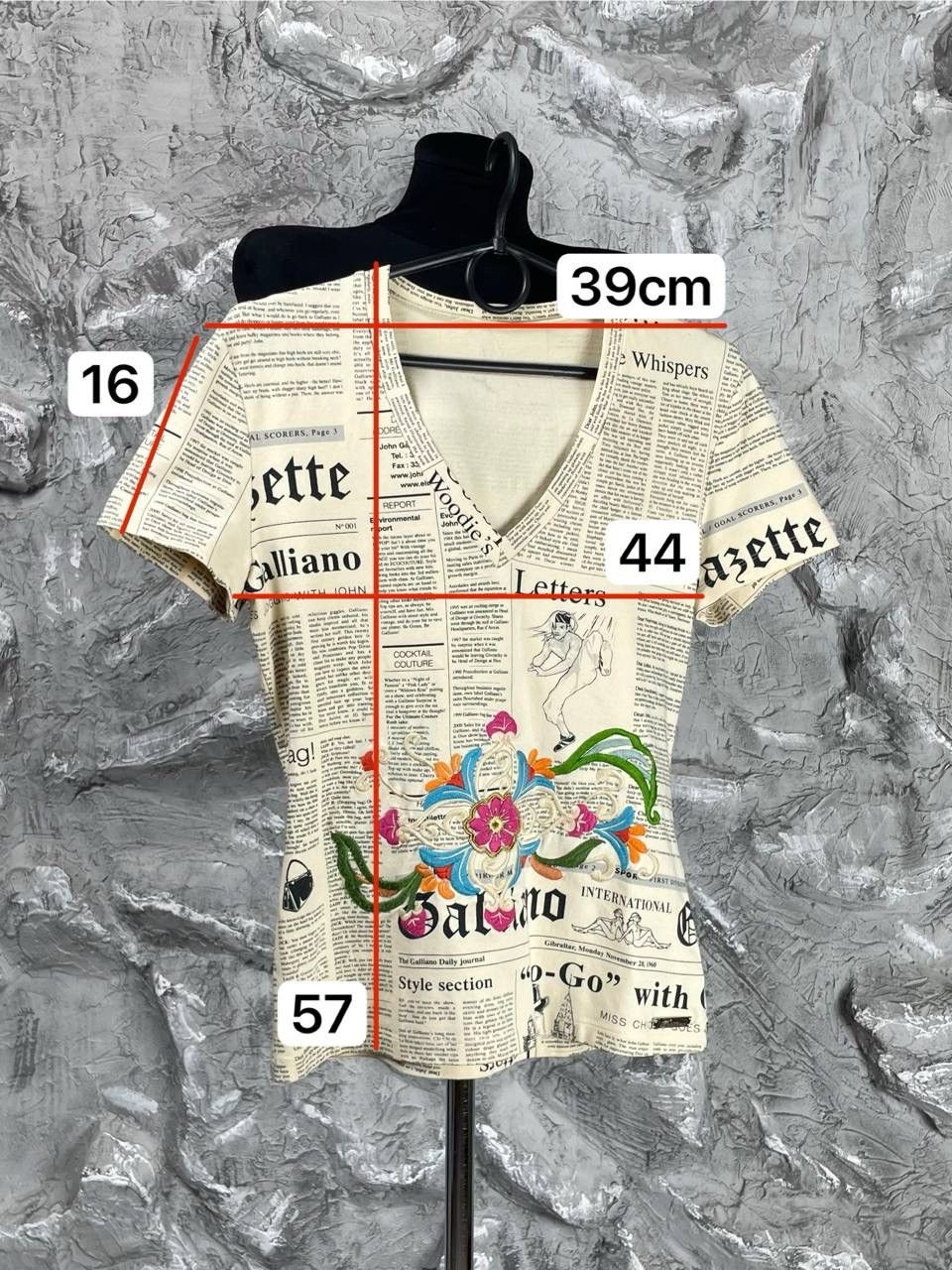 John Galliano John Galliano Rare Archive 2000s Gazette Print T-shirt Size M / US 6-8 / IT 42-44 - 16 Thumbnail