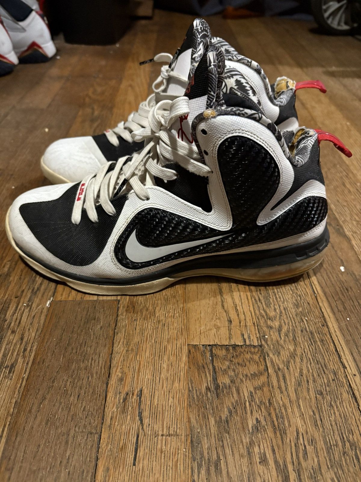Nike NIKE LeBron 9 “FreeGum” Size US 10 / EU 43 - 4 Thumbnail